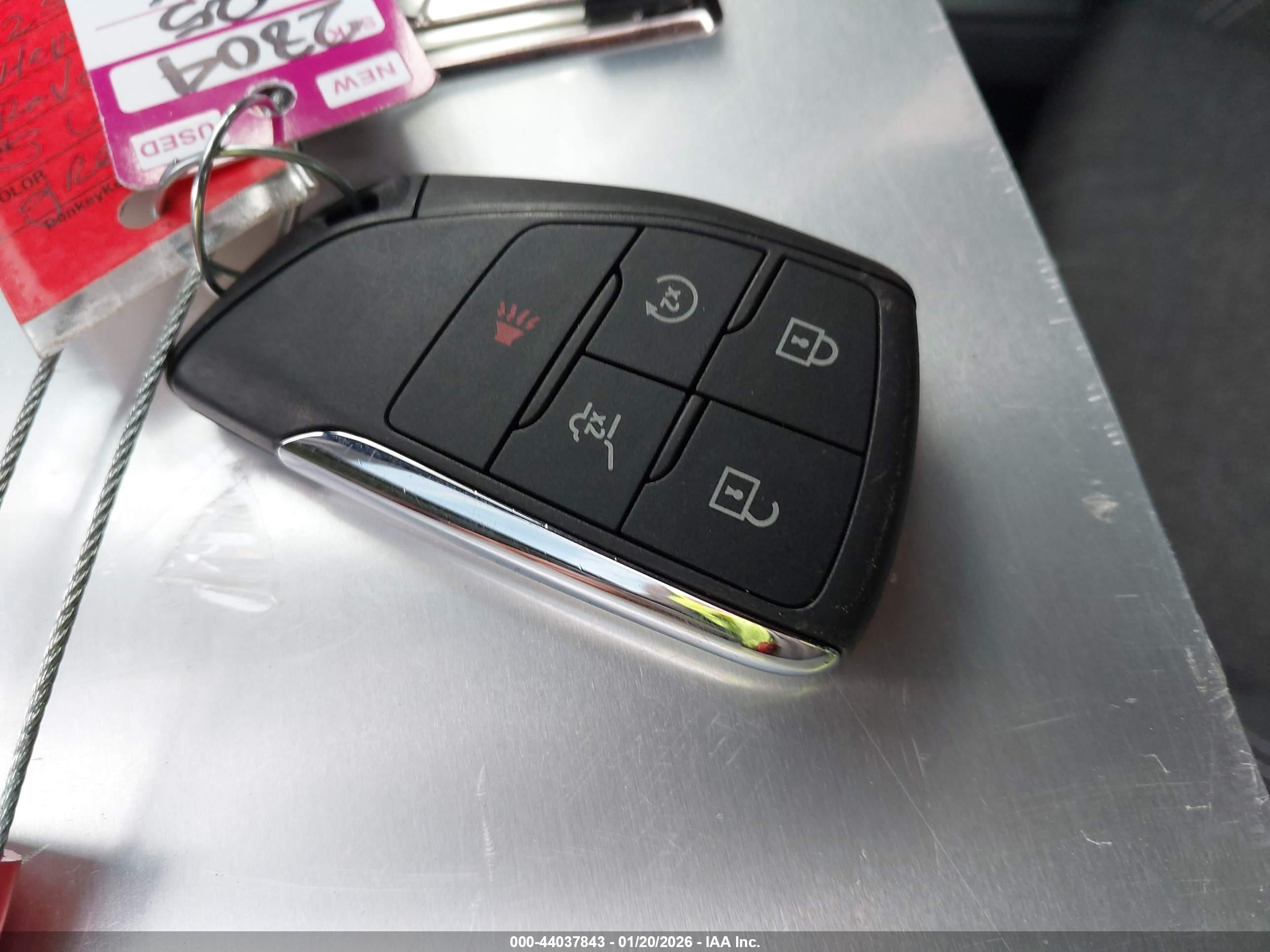 CHEVROLET TRAVERSE image 11
