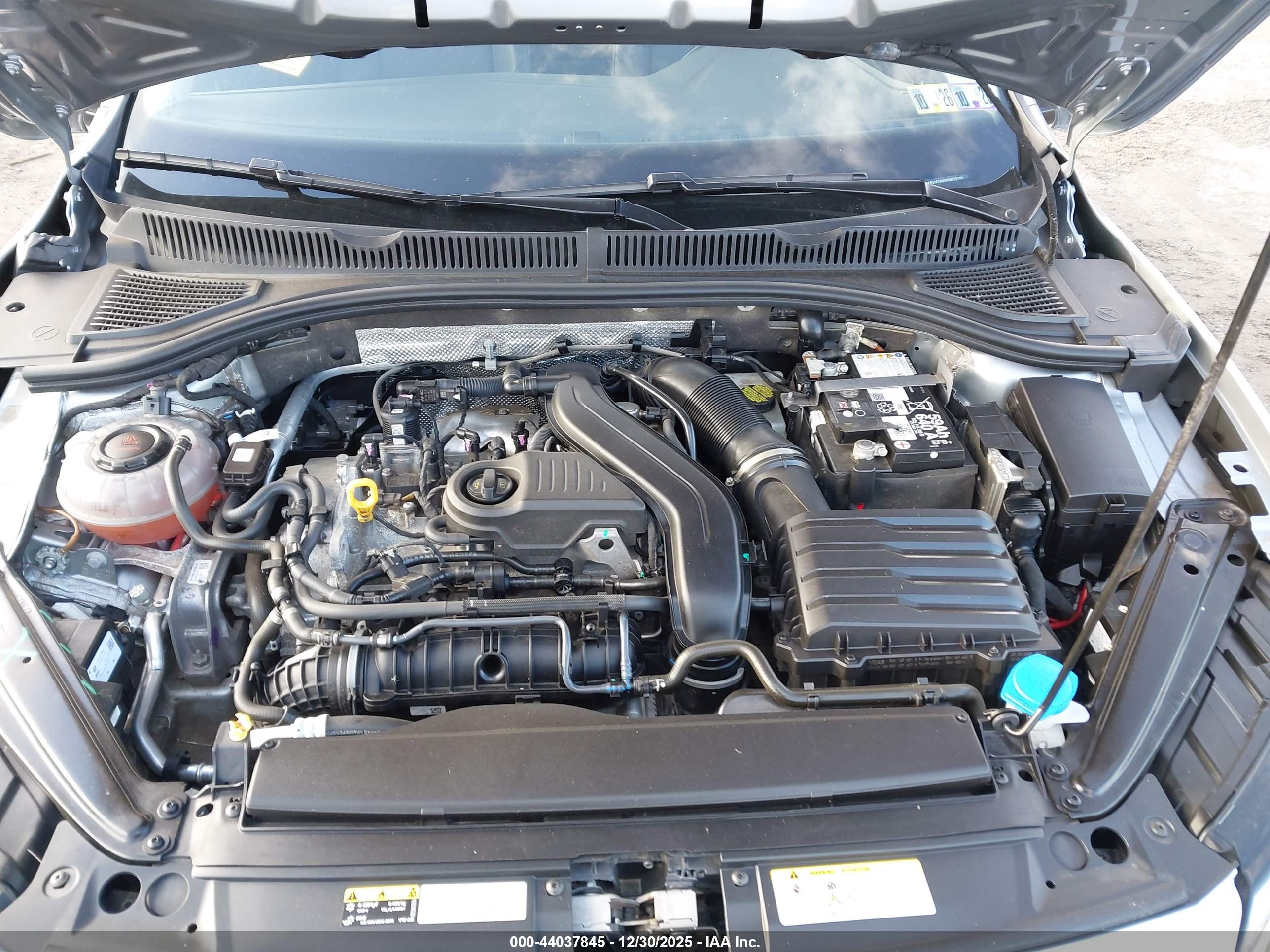 VOLKSWAGEN JETTA image 10