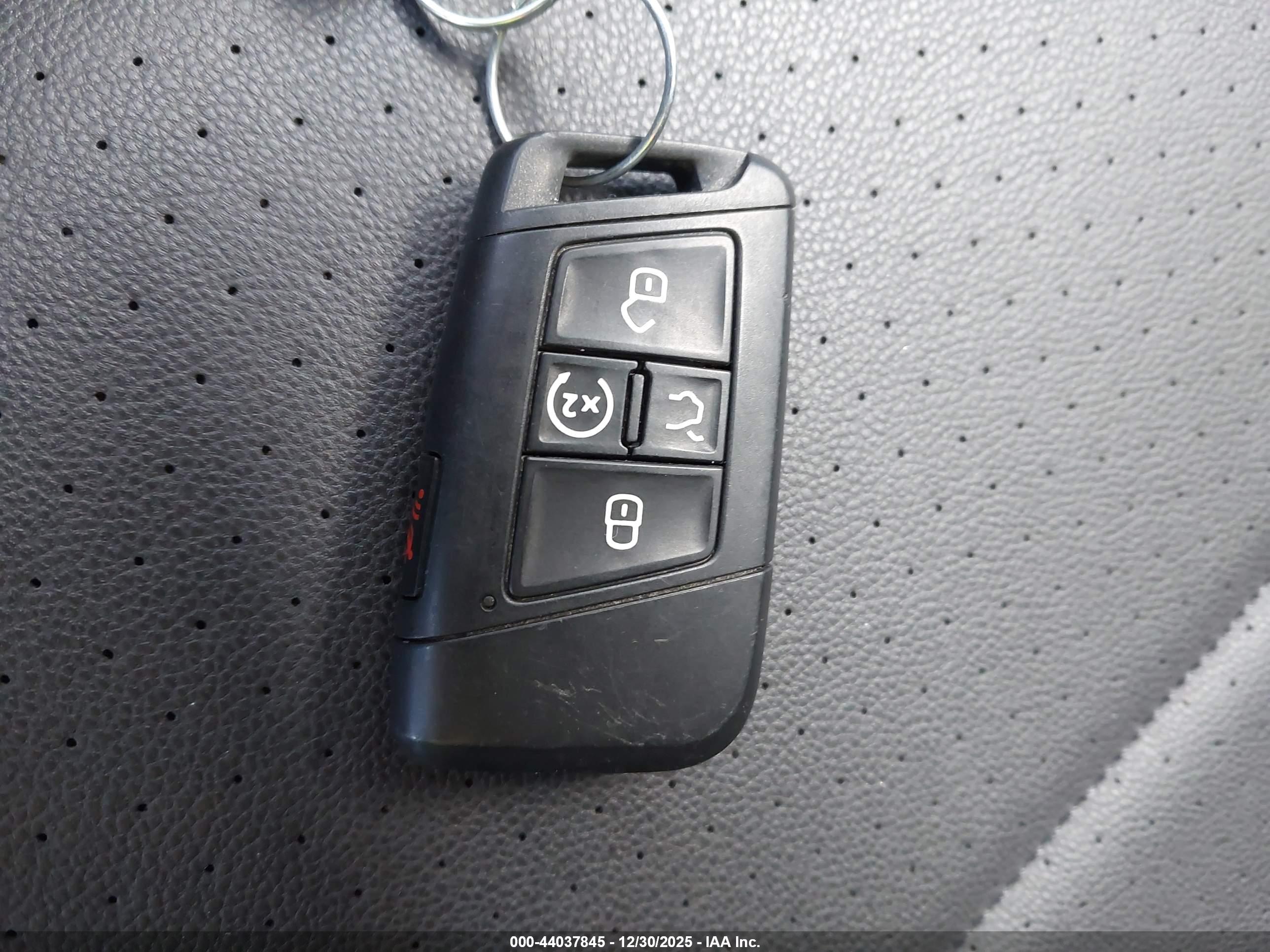 VOLKSWAGEN JETTA image 11