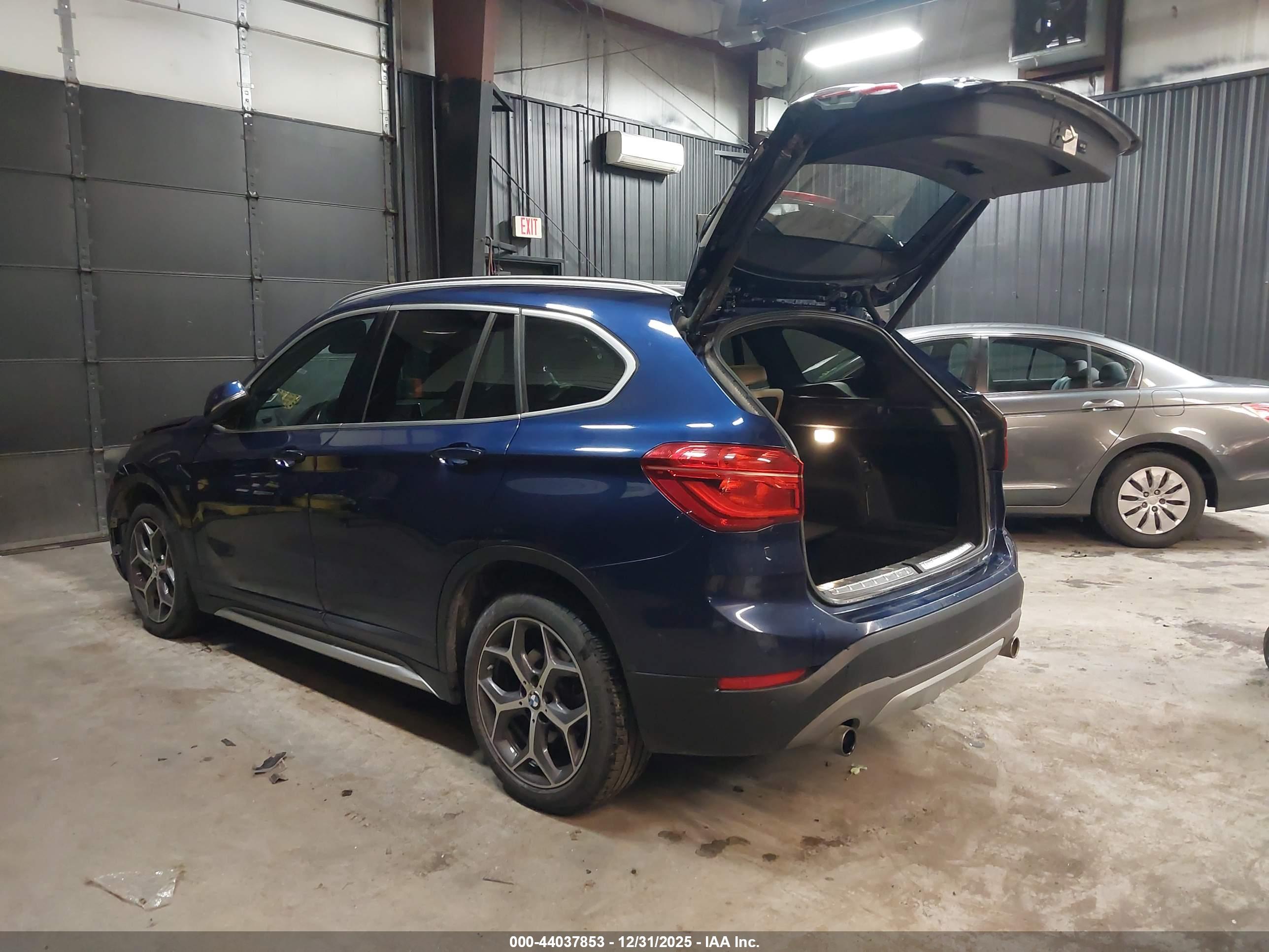 BMW X1 image 3