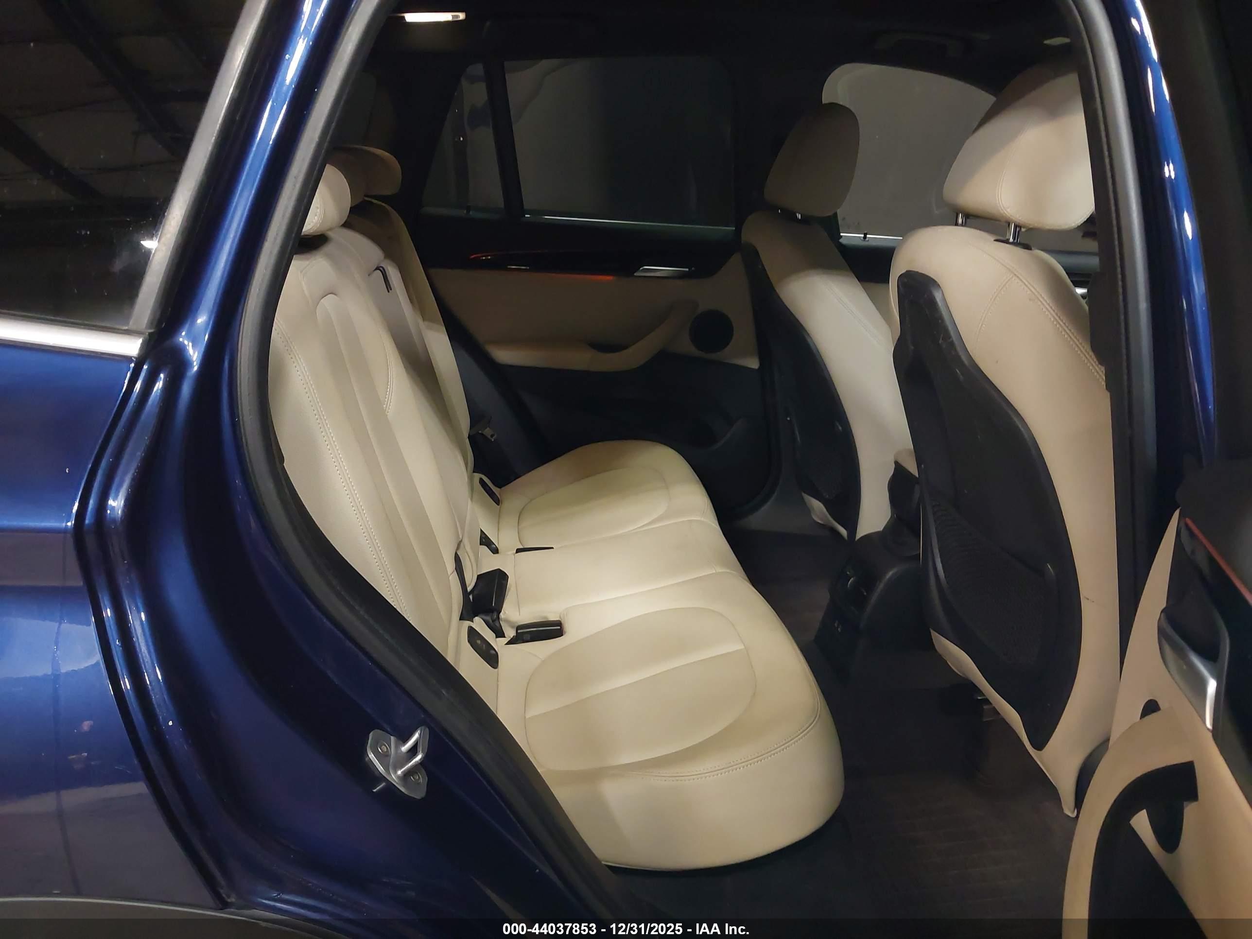 BMW X1 image 8