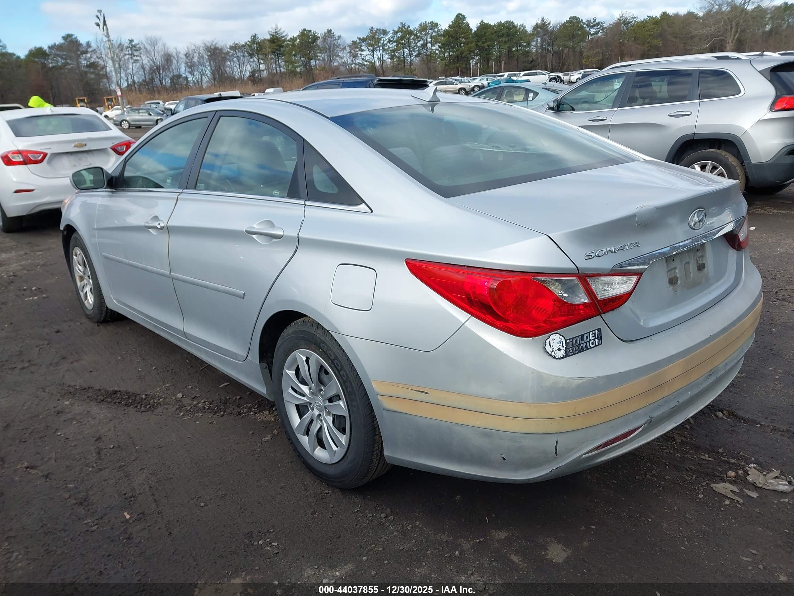 HYUNDAI SONATA image 3