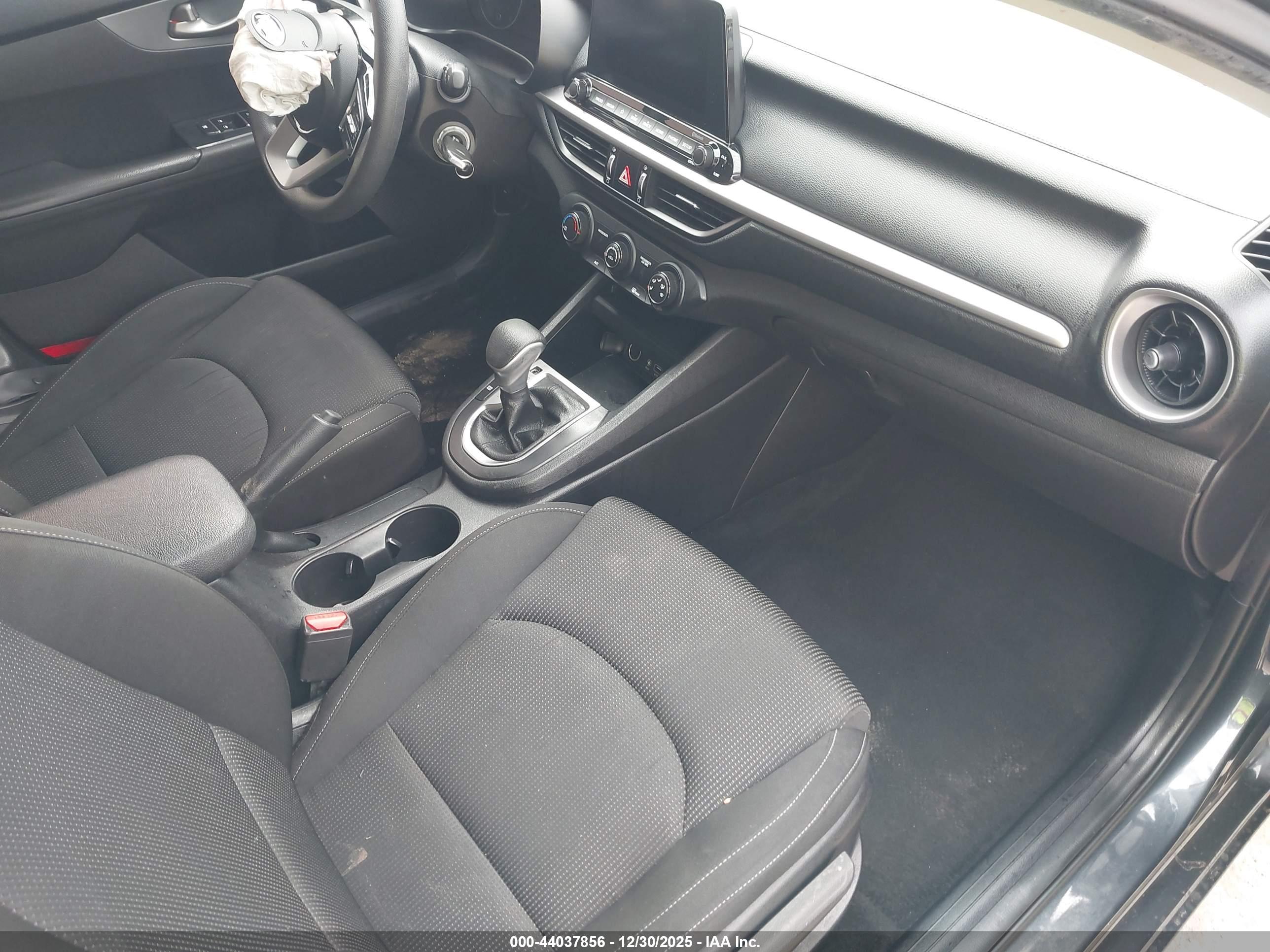 KIA FORTE image 5