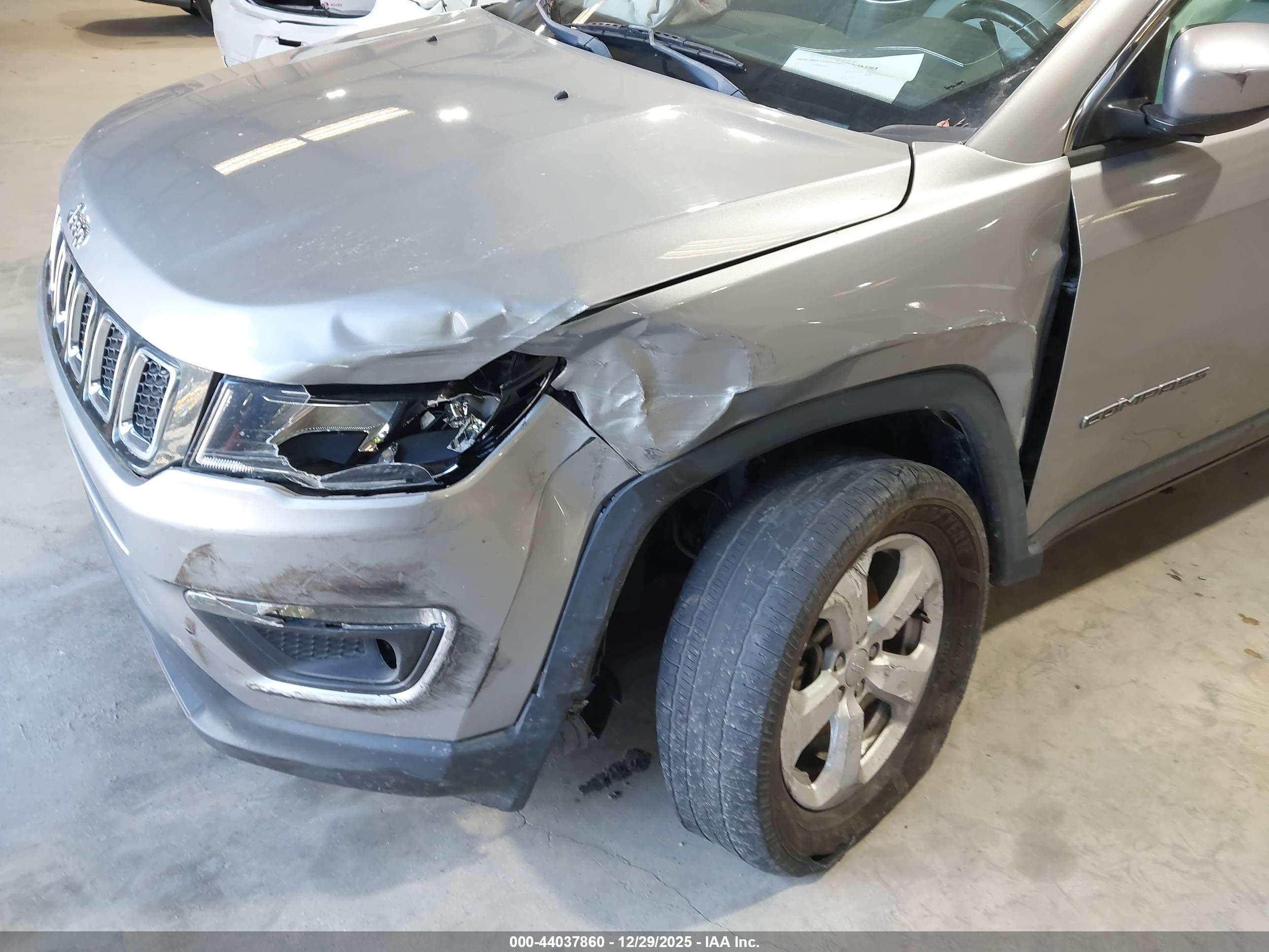 JEEP COMPASS image 6