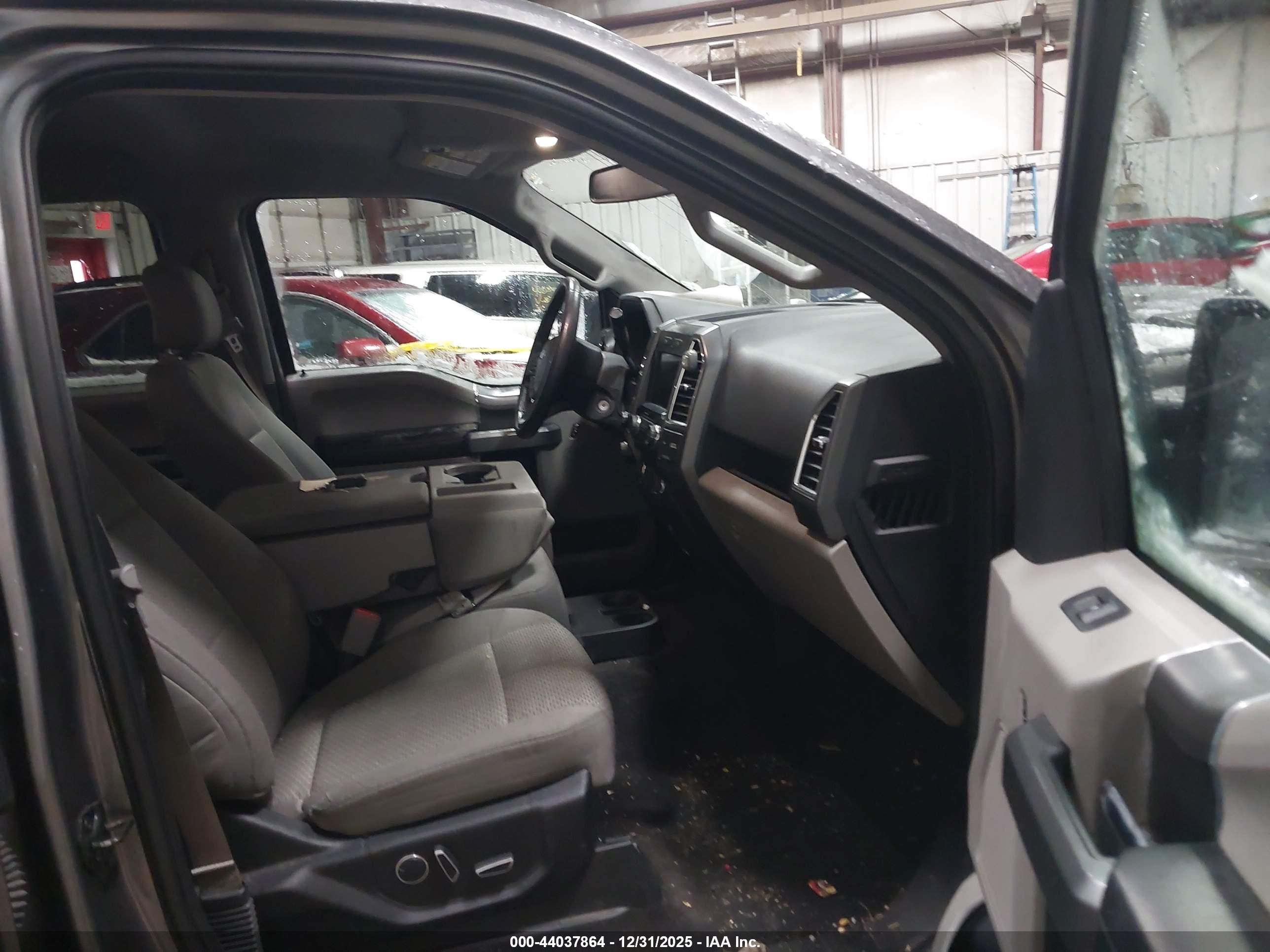 FORD F-150 image 5