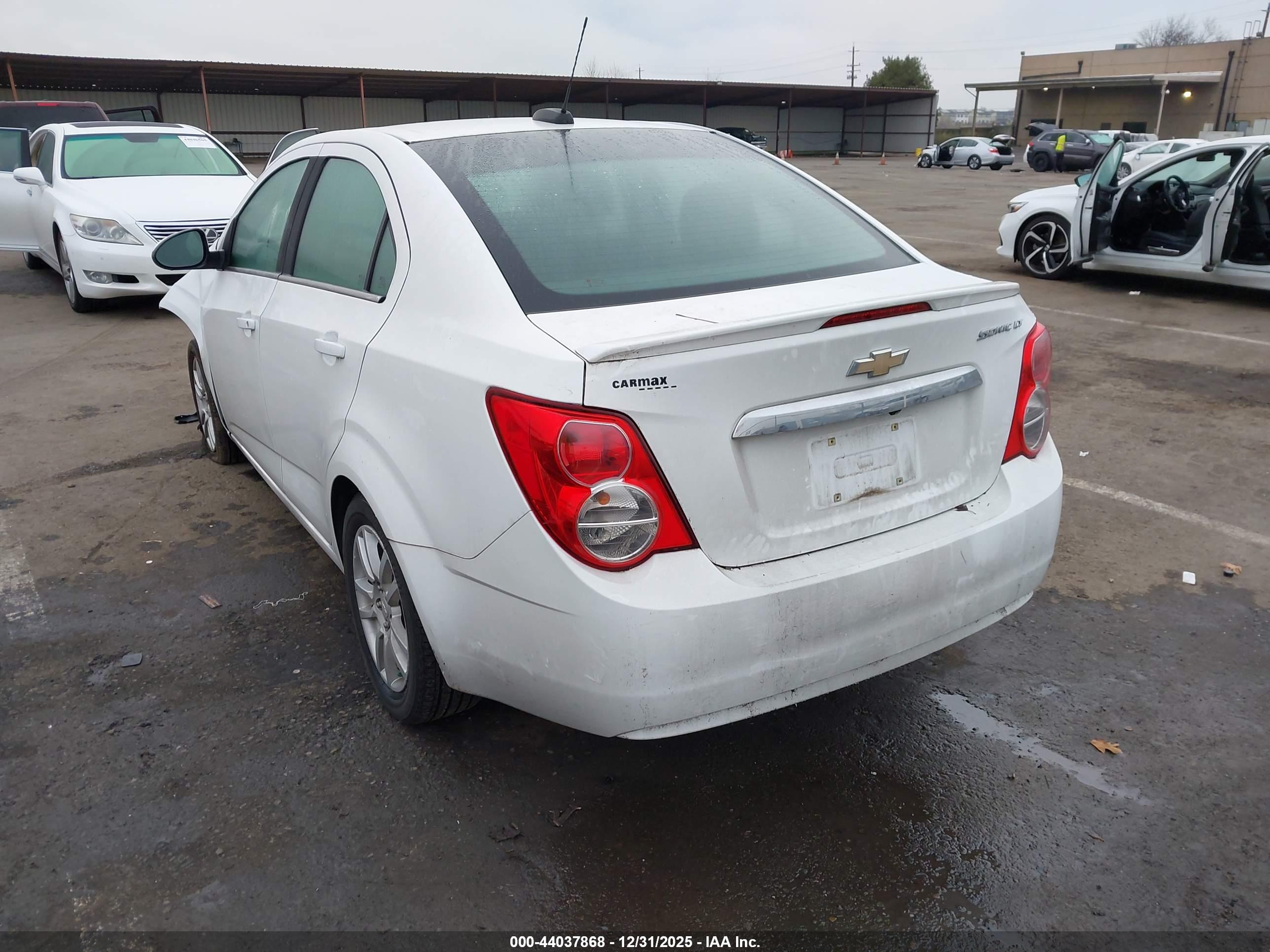 CHEVROLET SONIC image 3