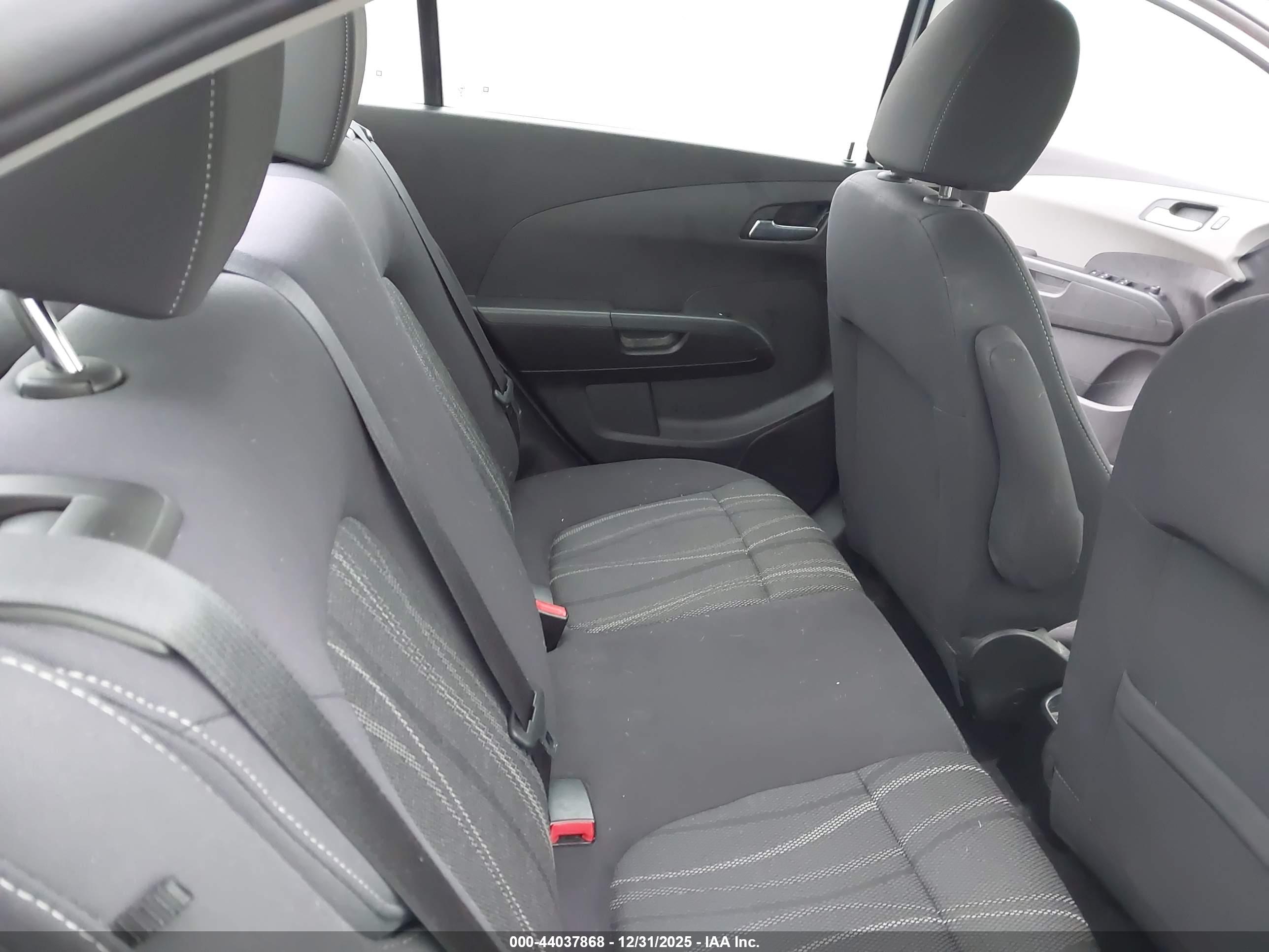 CHEVROLET SONIC image 8
