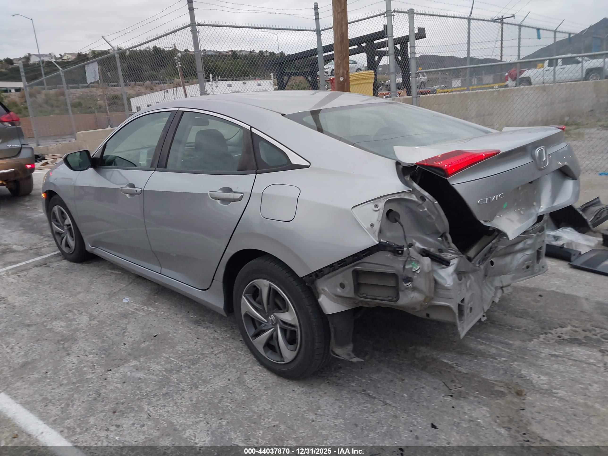 HONDA CIVIC image 3