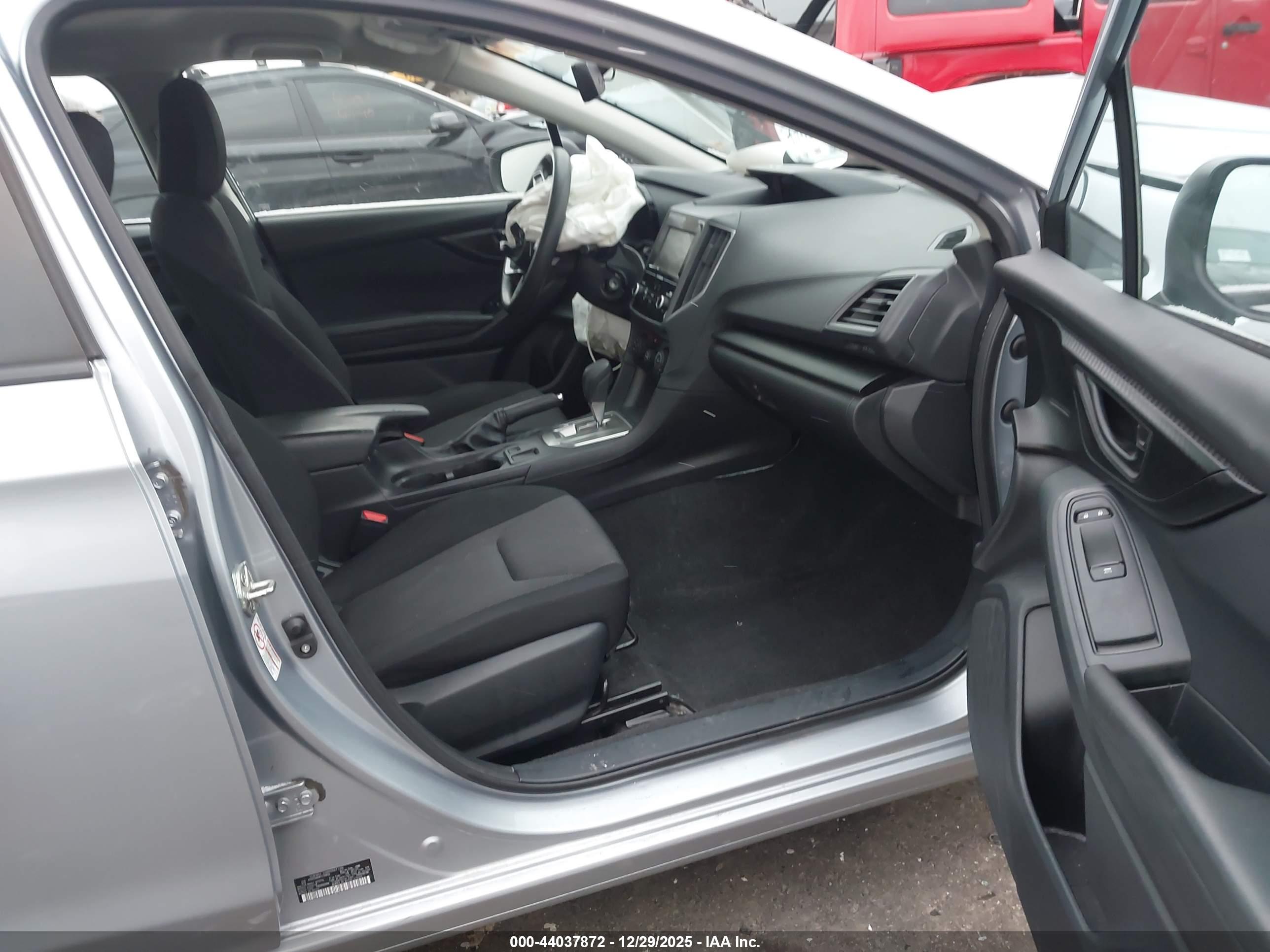 SUBARU IMPREZA image 5