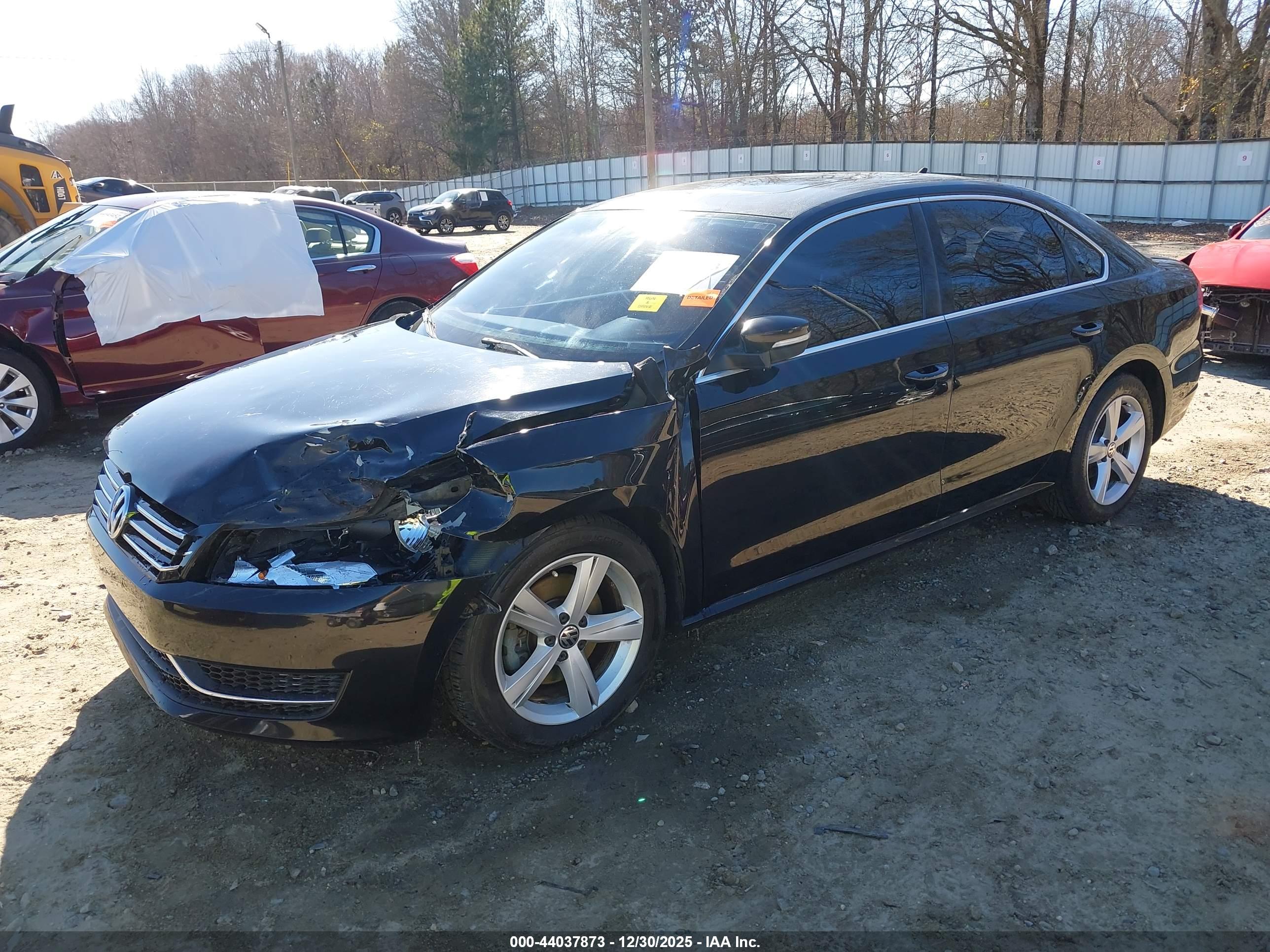 VOLKSWAGEN PASSAT image 2