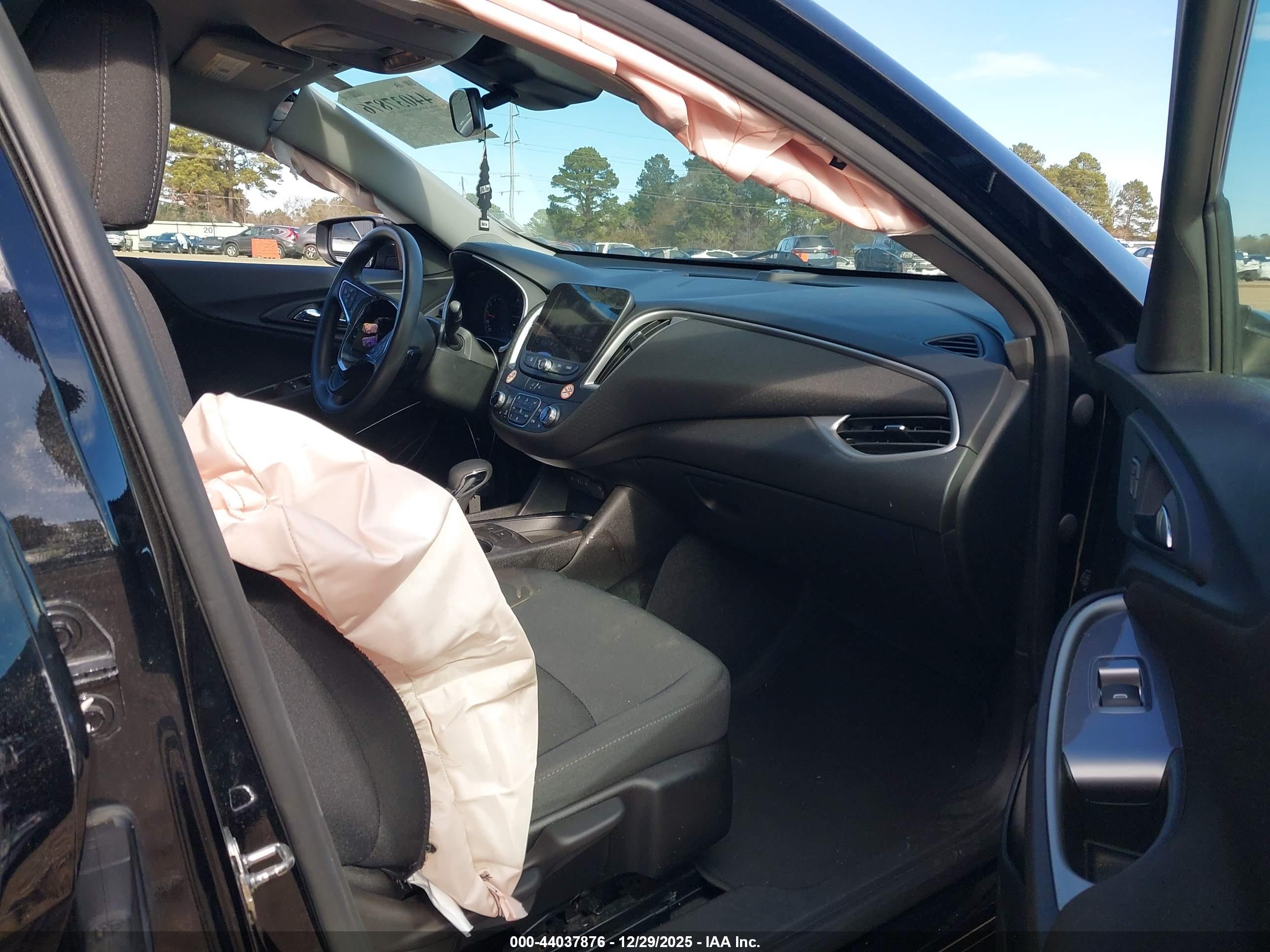 CHEVROLET MALIBU image 5
