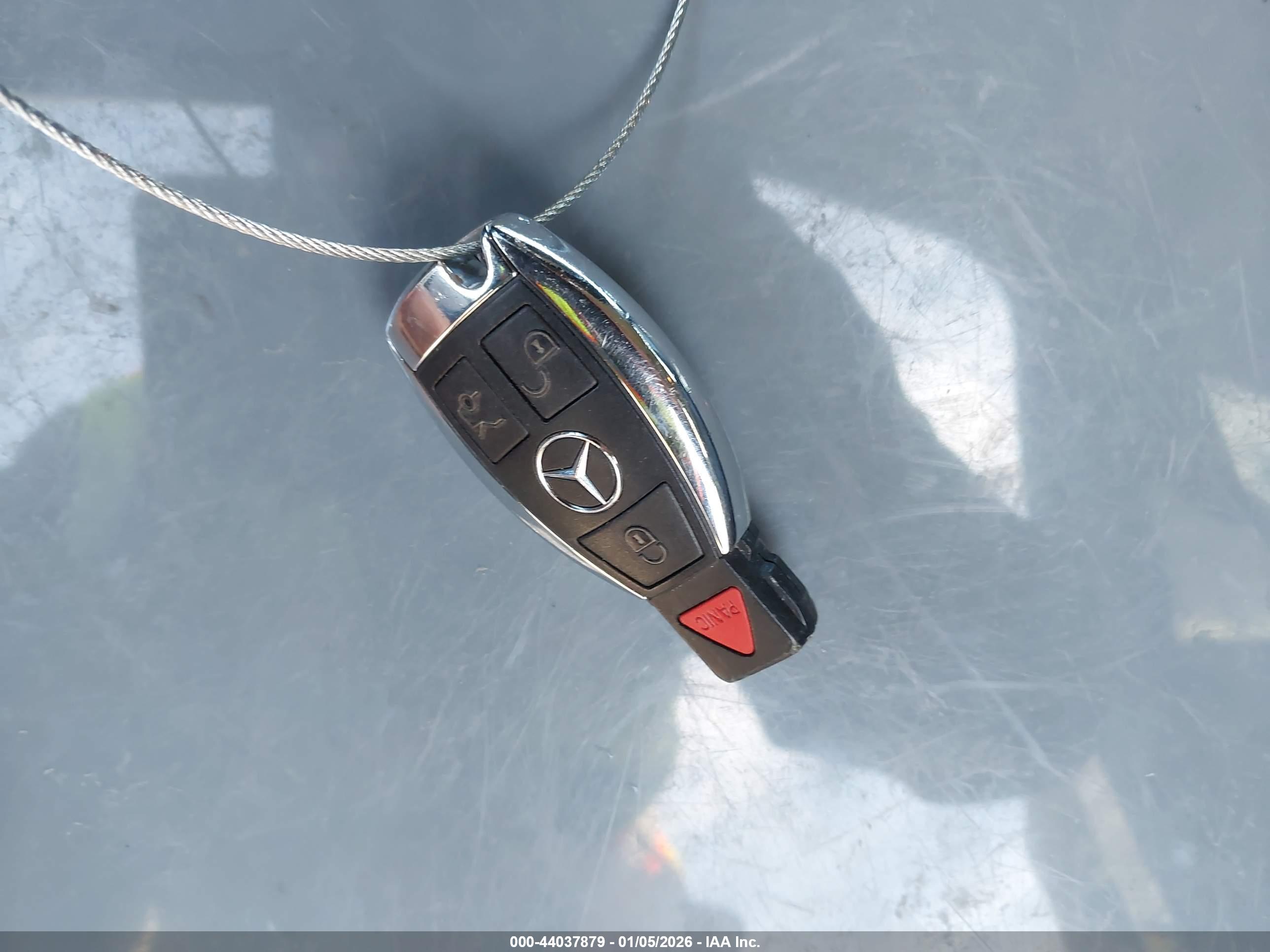 MERCEDES-BENZ GLA image 11