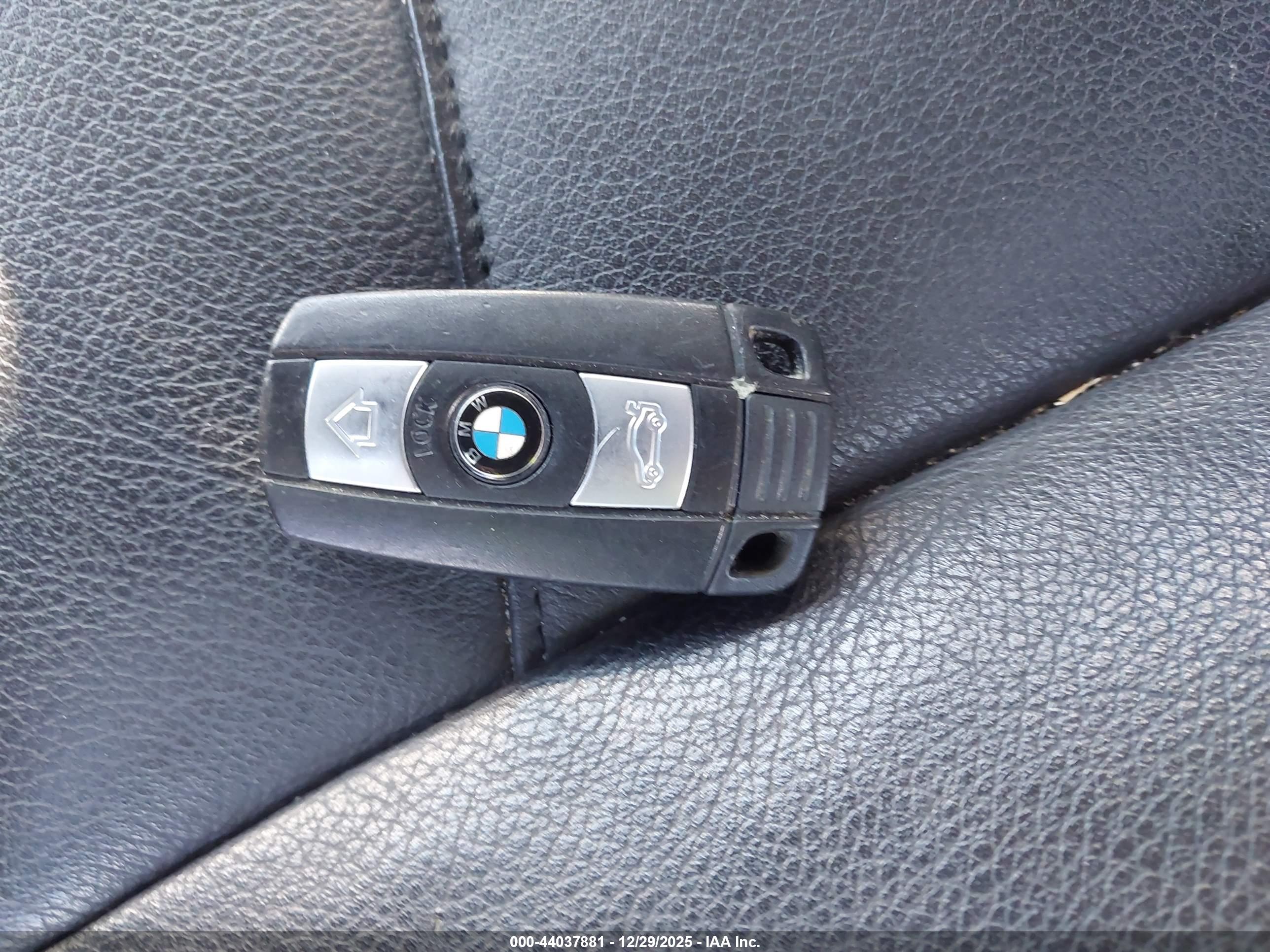 BMW X1 image 11