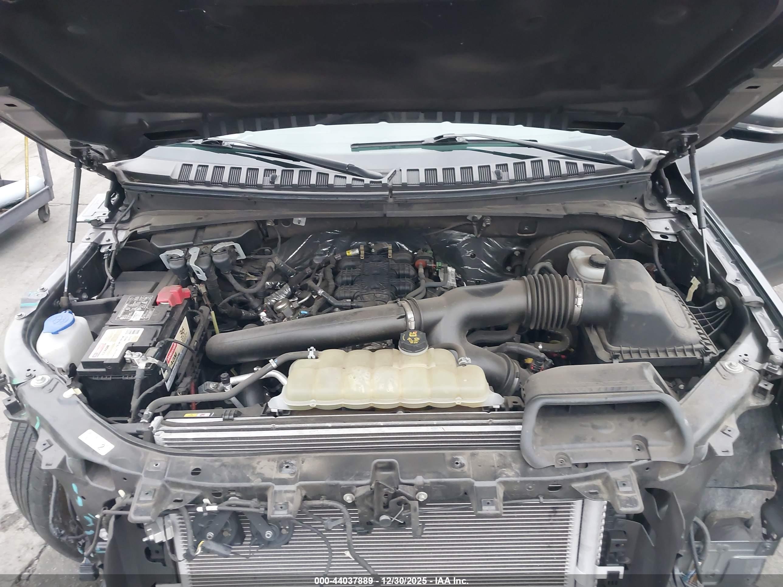 FORD EXPEDITION image 10