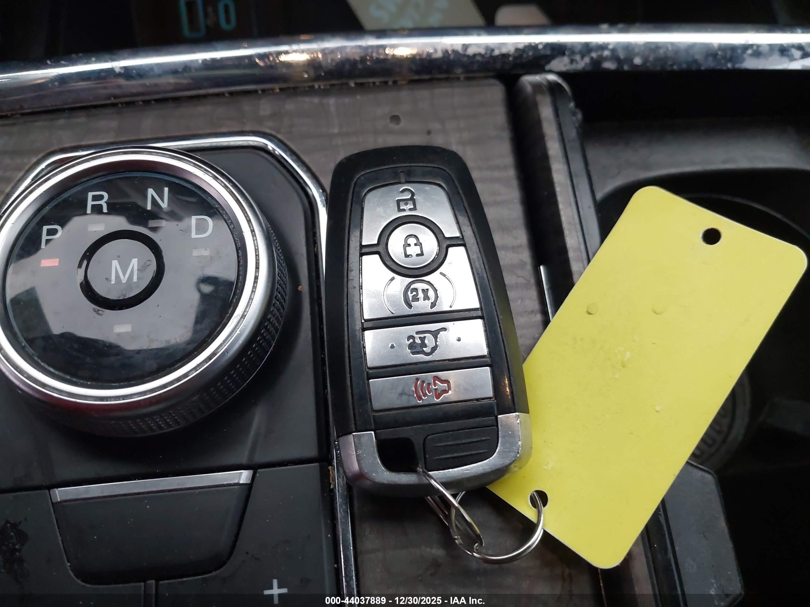 FORD EXPEDITION image 11
