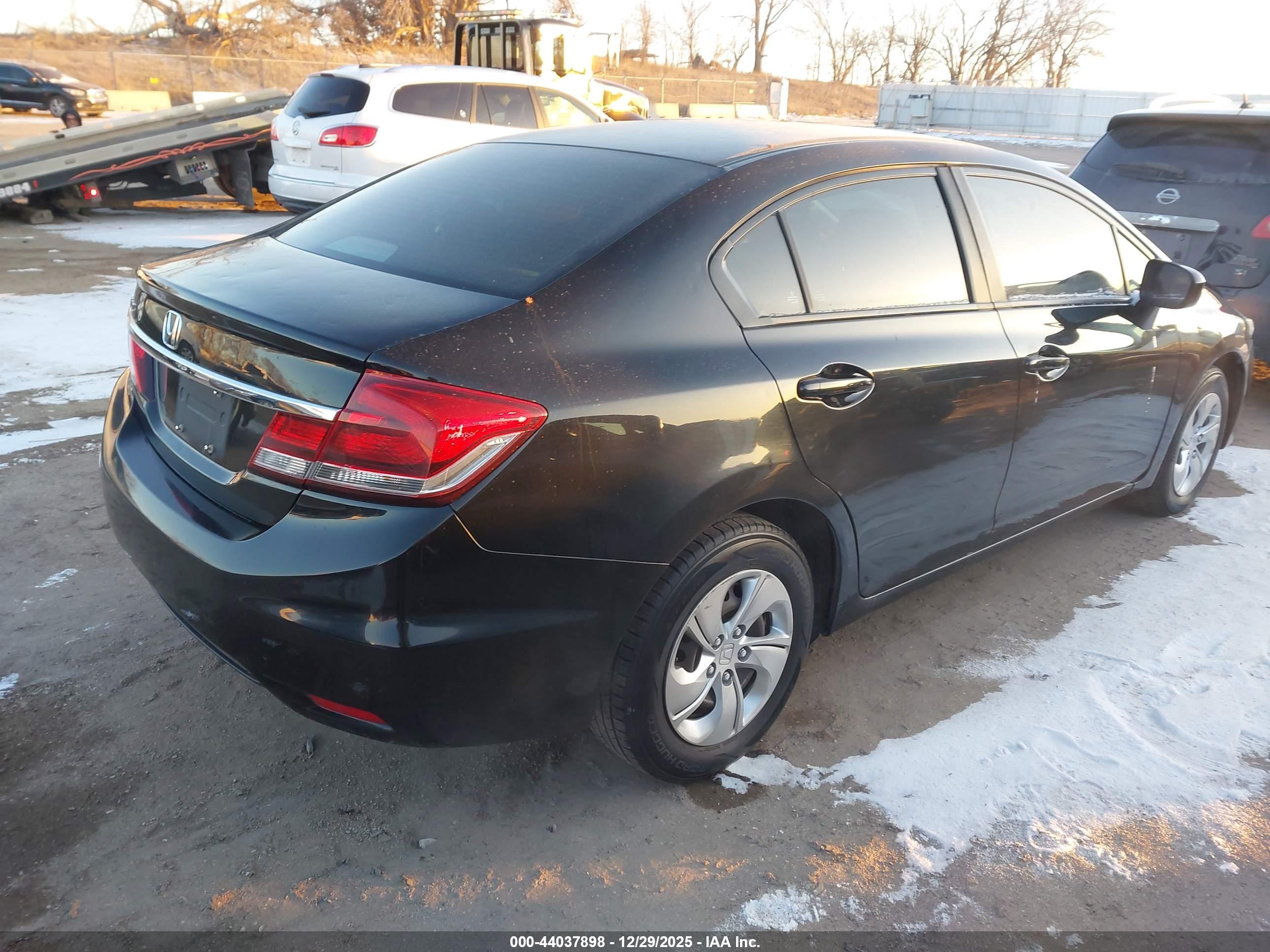 HONDA CIVIC image 4