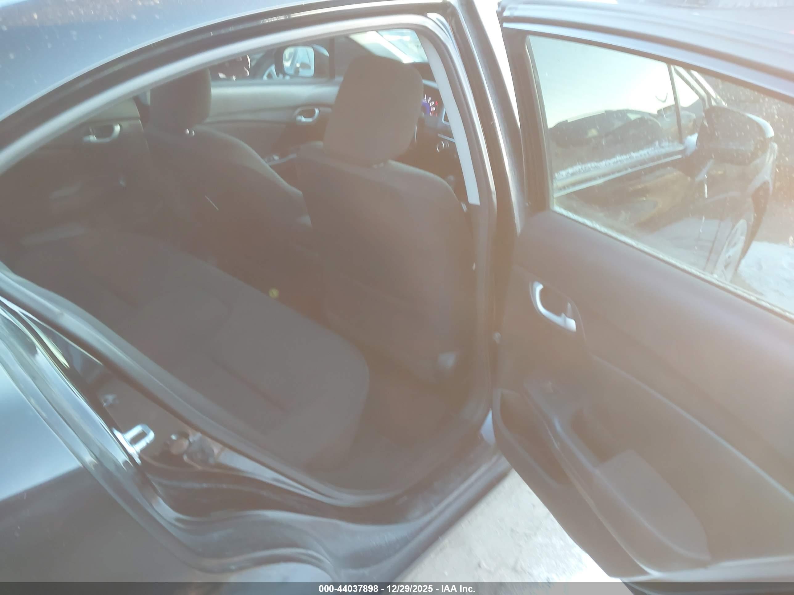HONDA CIVIC image 8