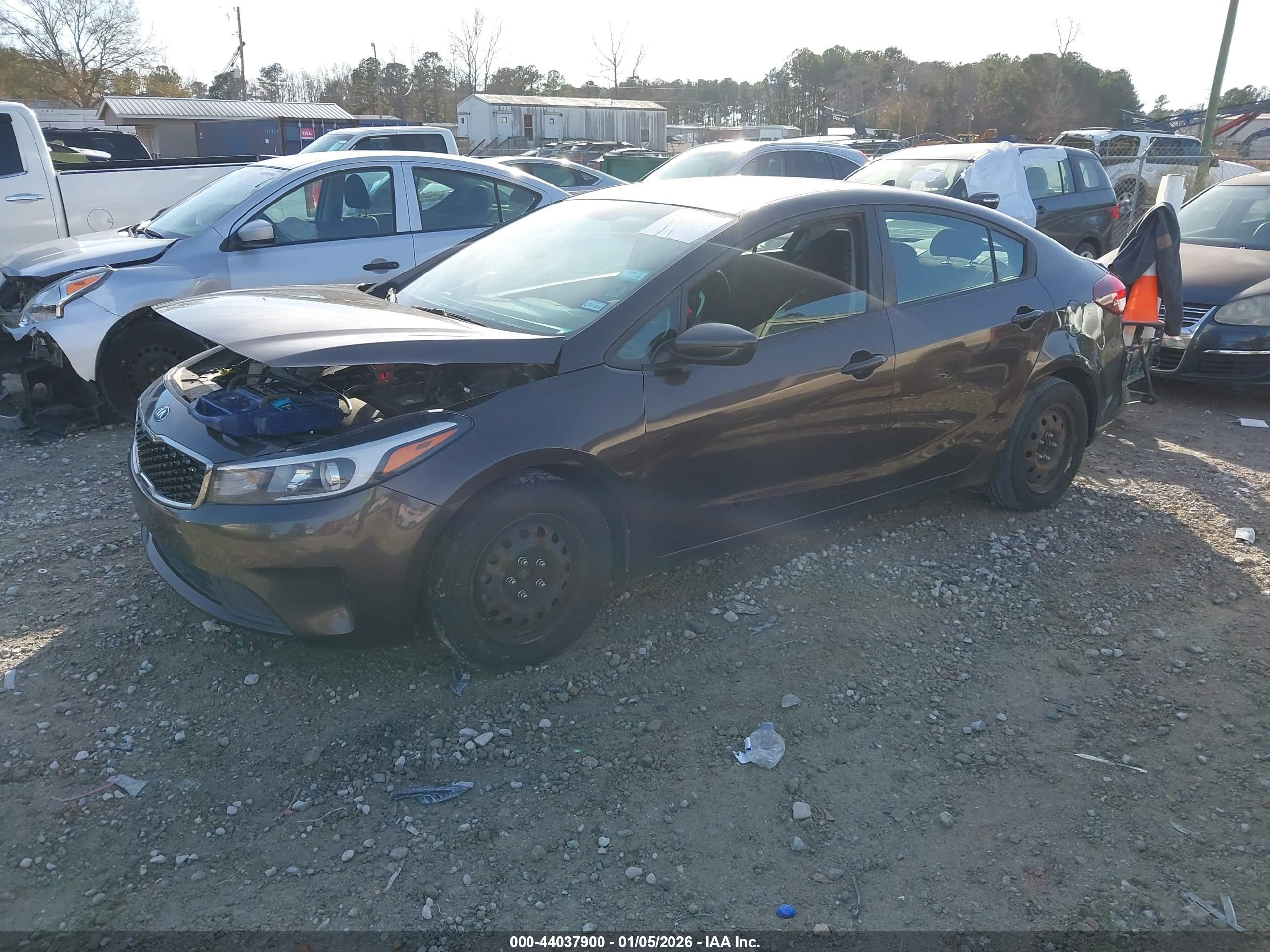 KIA FORTE image 2