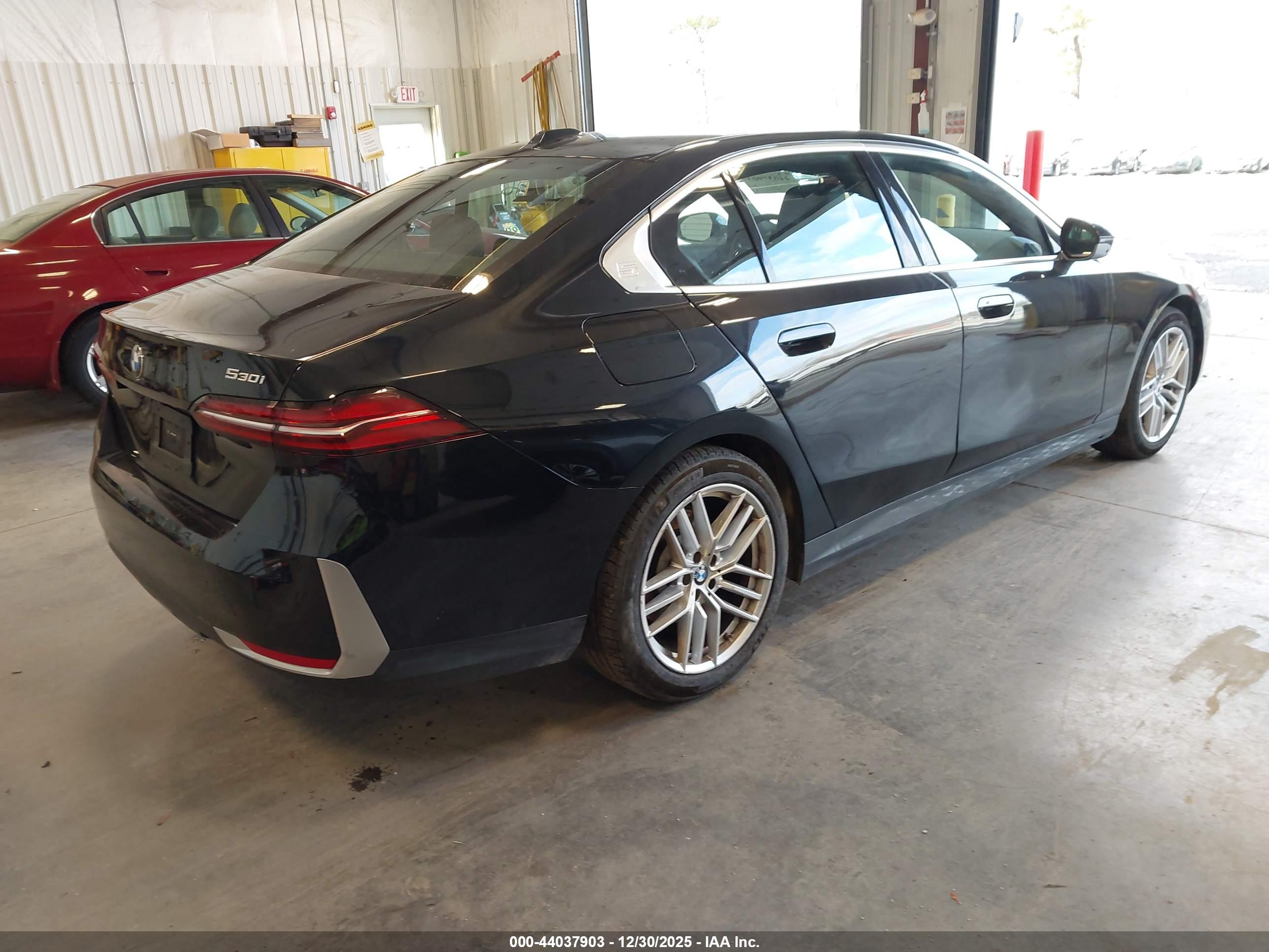 BMW 530I image 4
