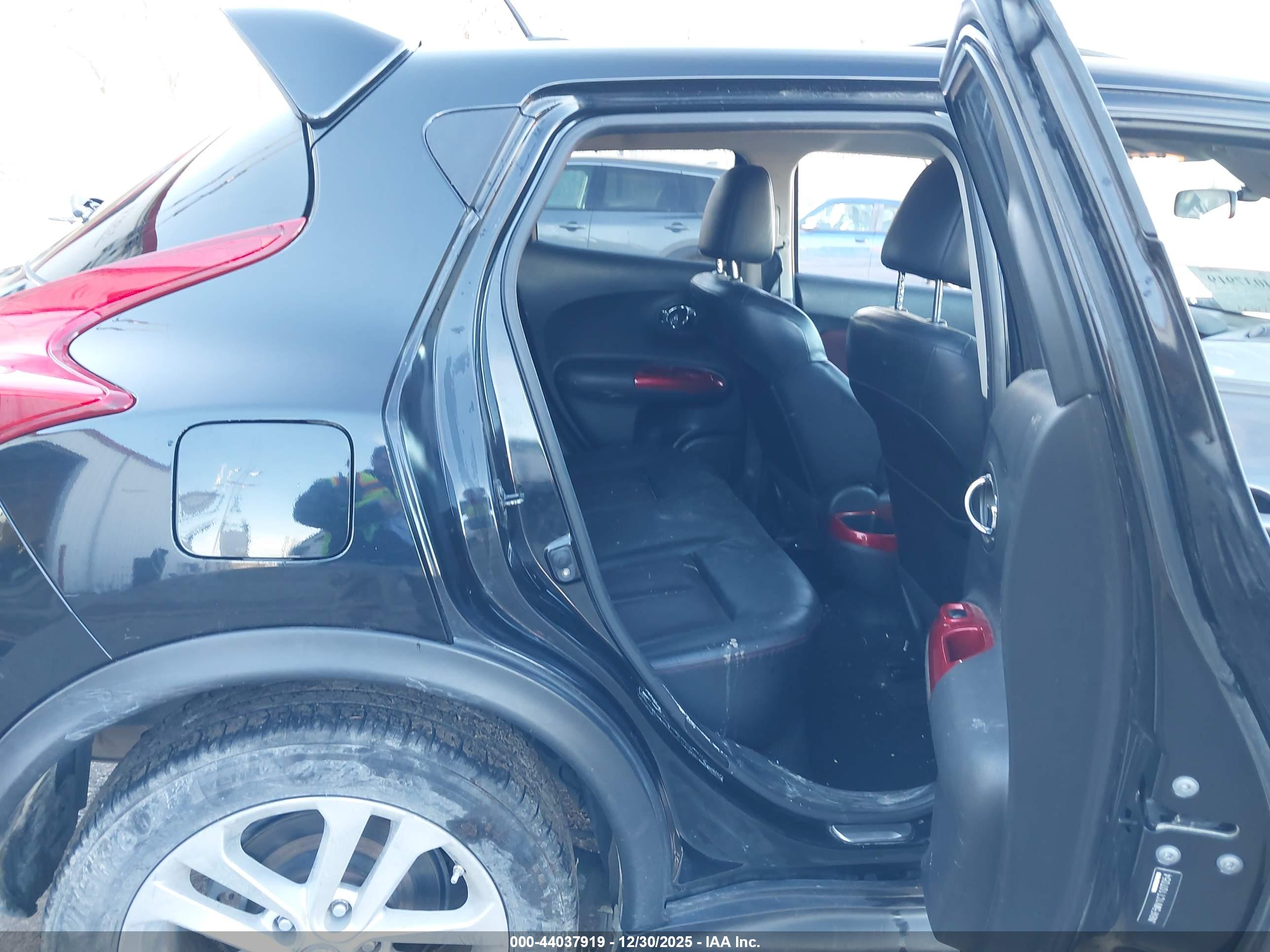 NISSAN JUKE image 8