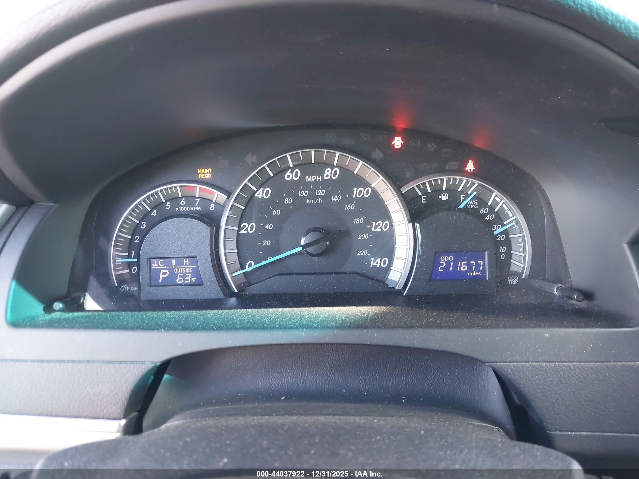 TOYOTA CAMRY image 7
