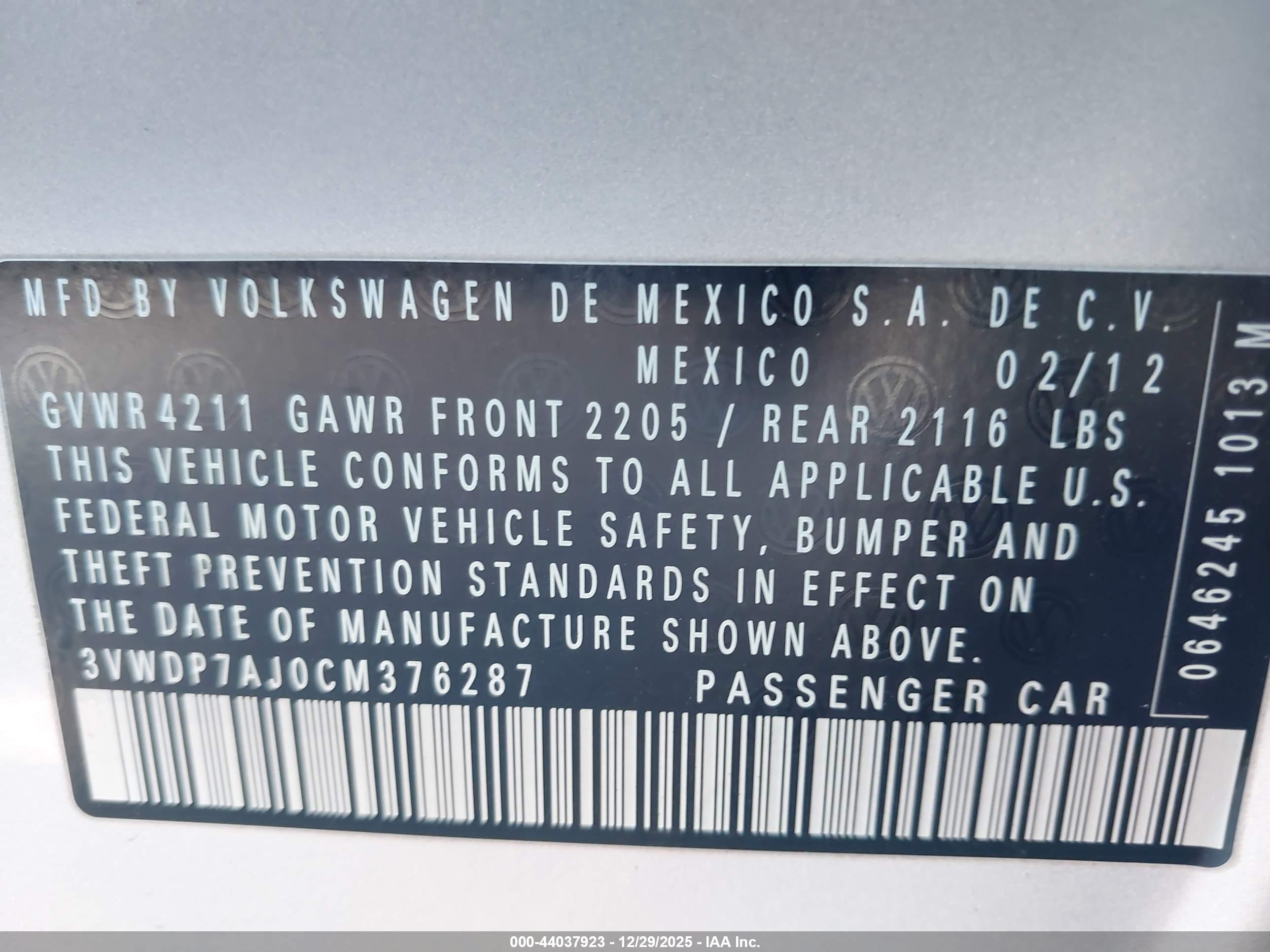 VOLKSWAGEN JETTA image 9