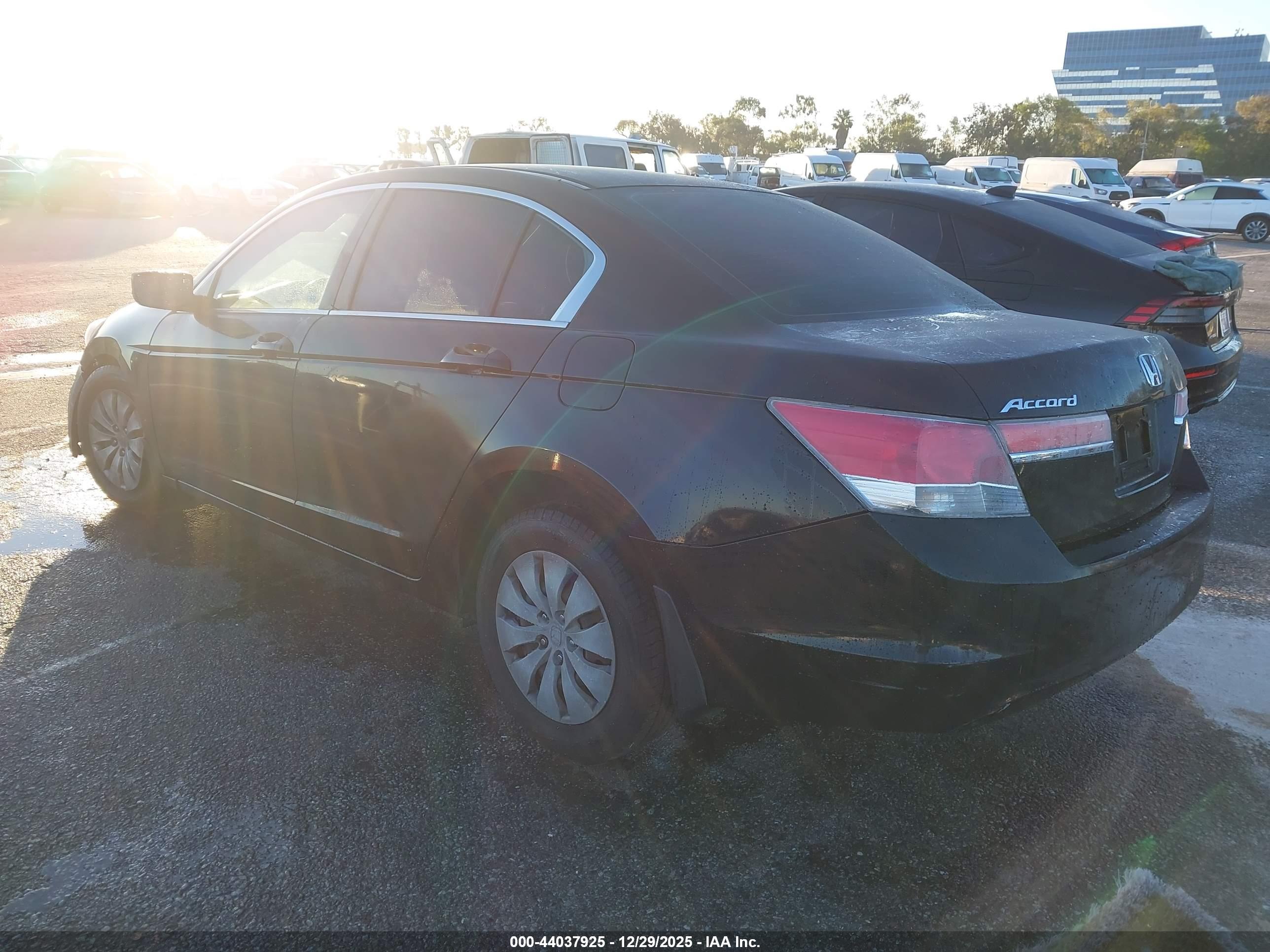 HONDA ACCORD image 3
