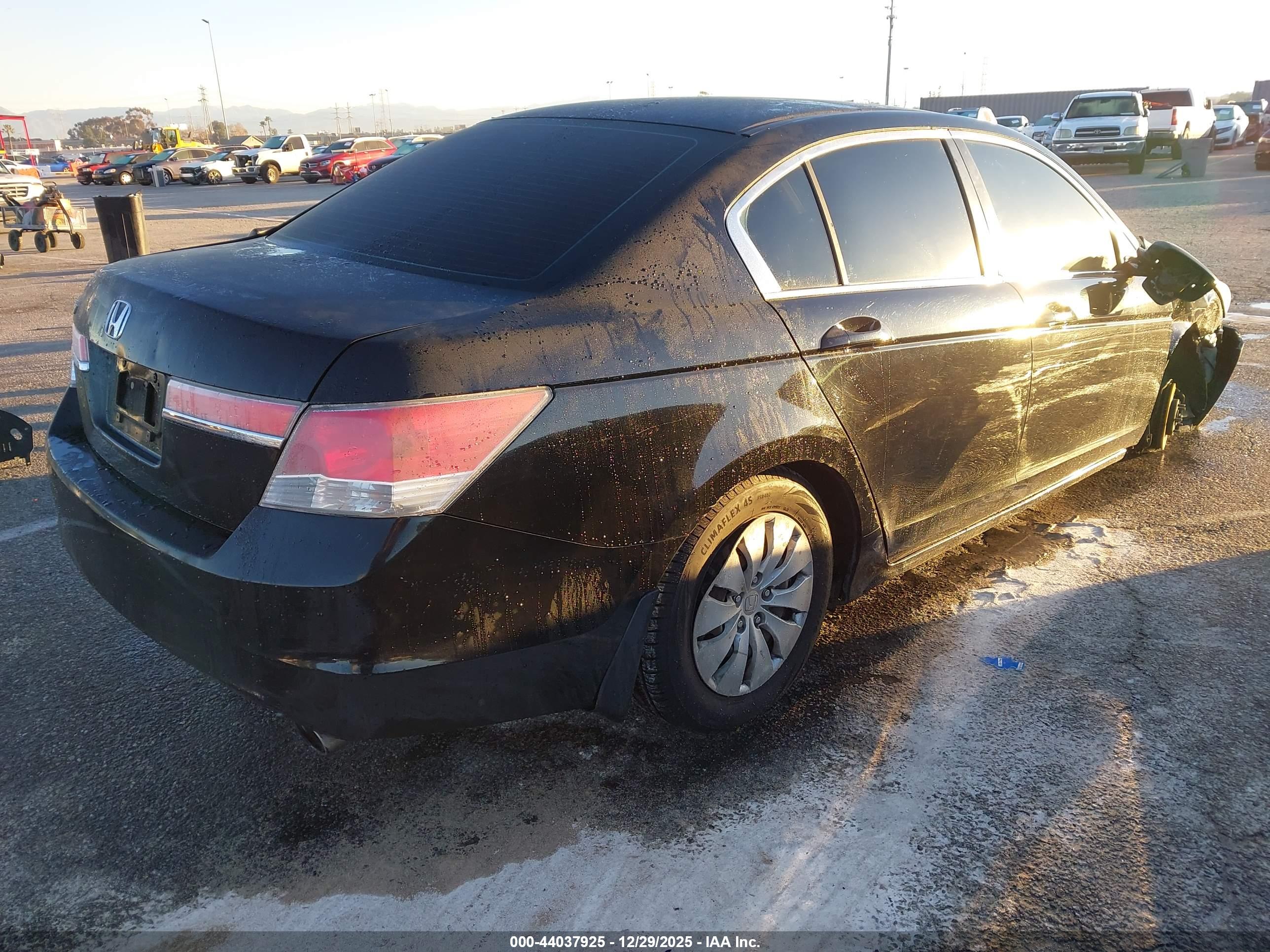 HONDA ACCORD image 4