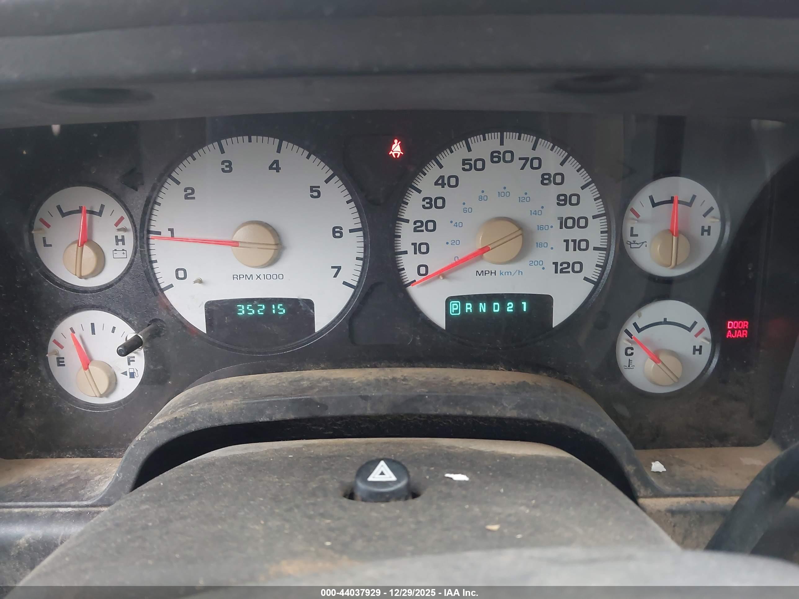 DODGE RAM image 7