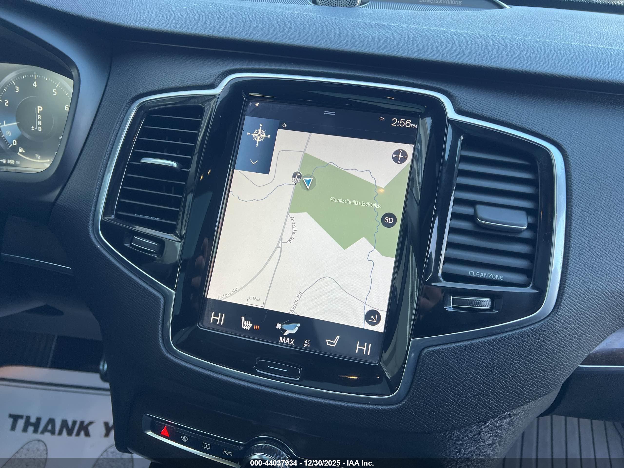 VOLVO XC90 image 6