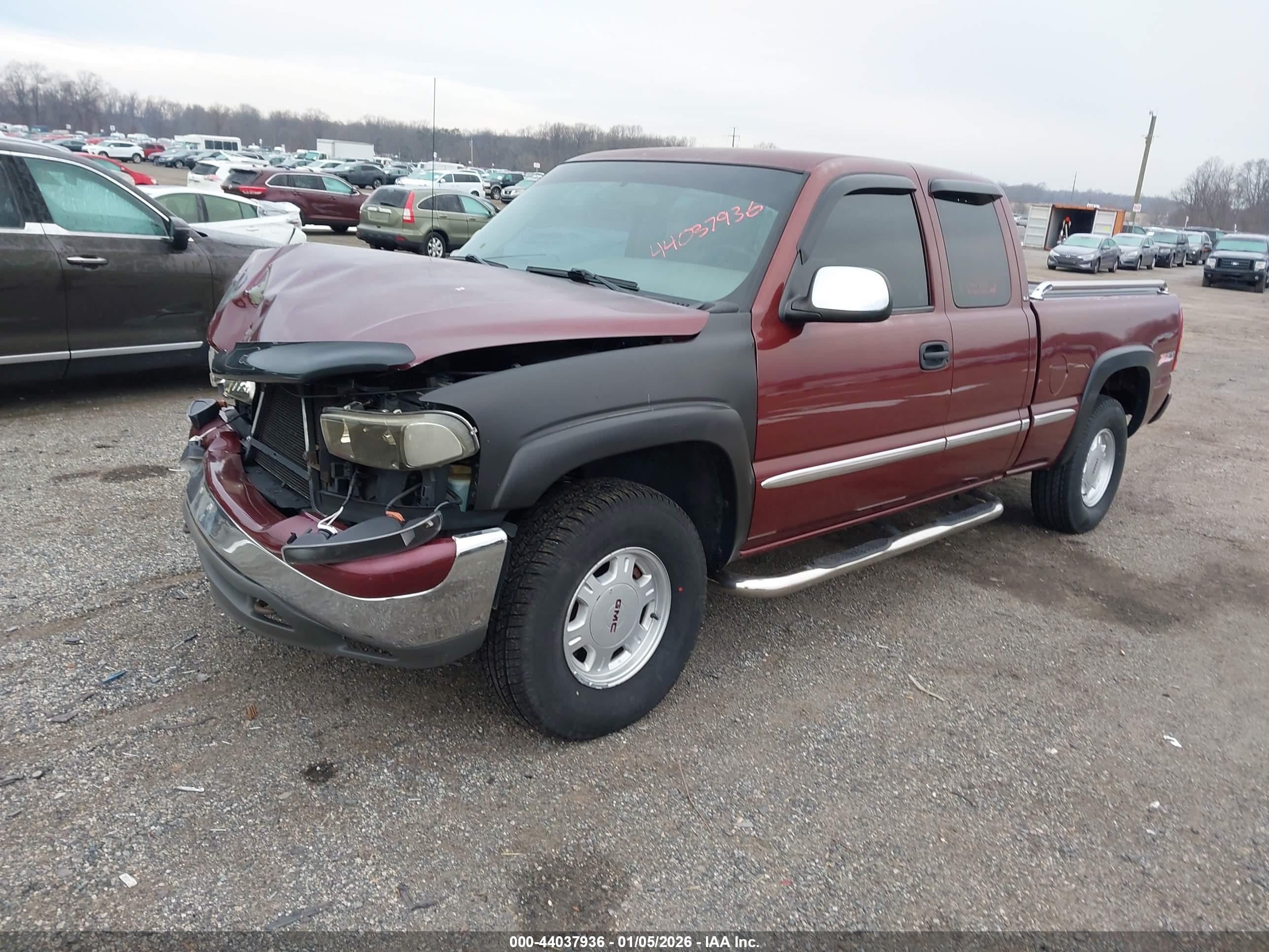GMC SIERRA image 2