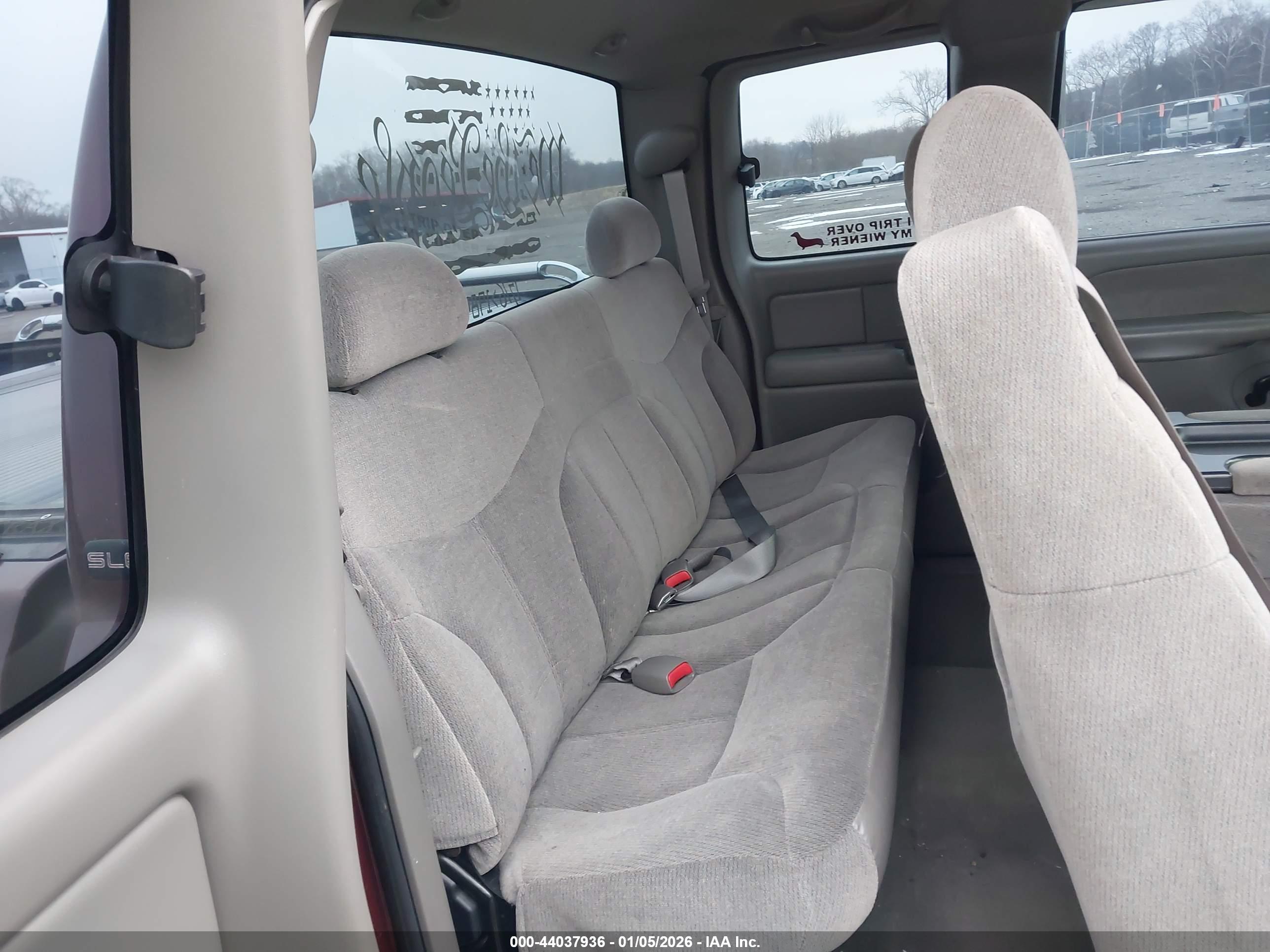 GMC SIERRA image 8