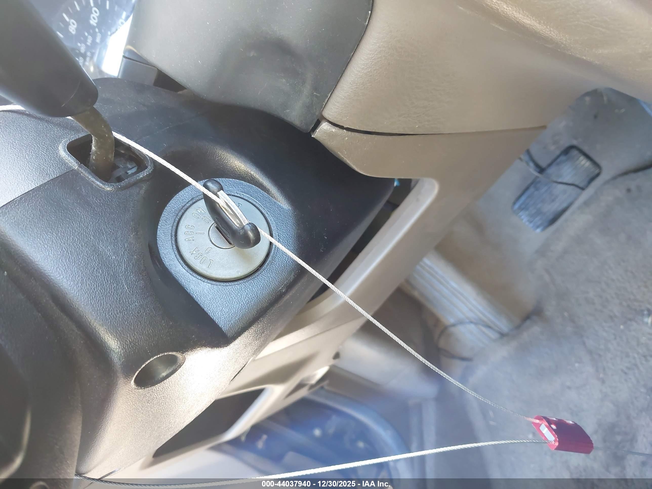 MAZDA PROTEGE image 11