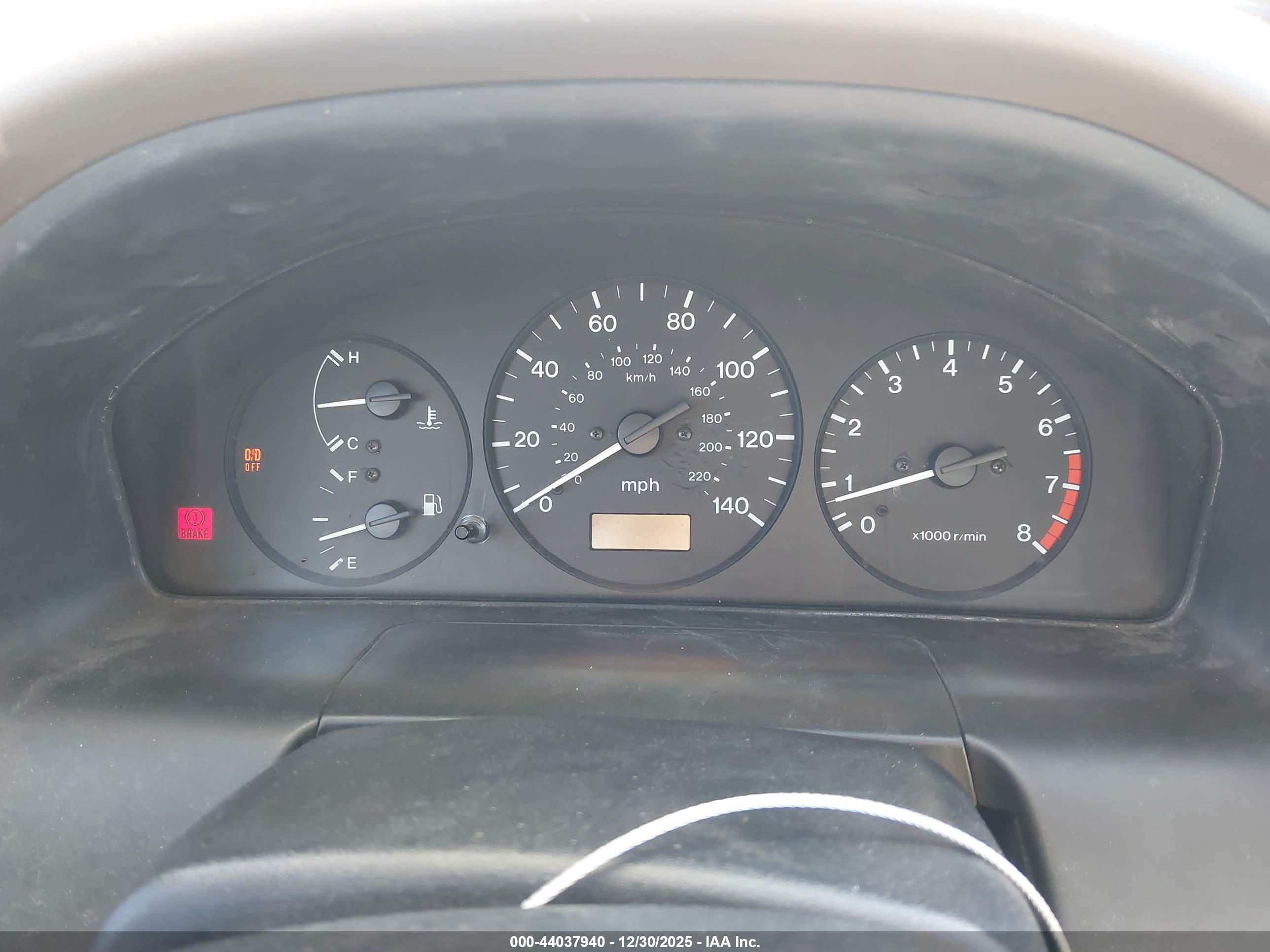 MAZDA PROTEGE image 7
