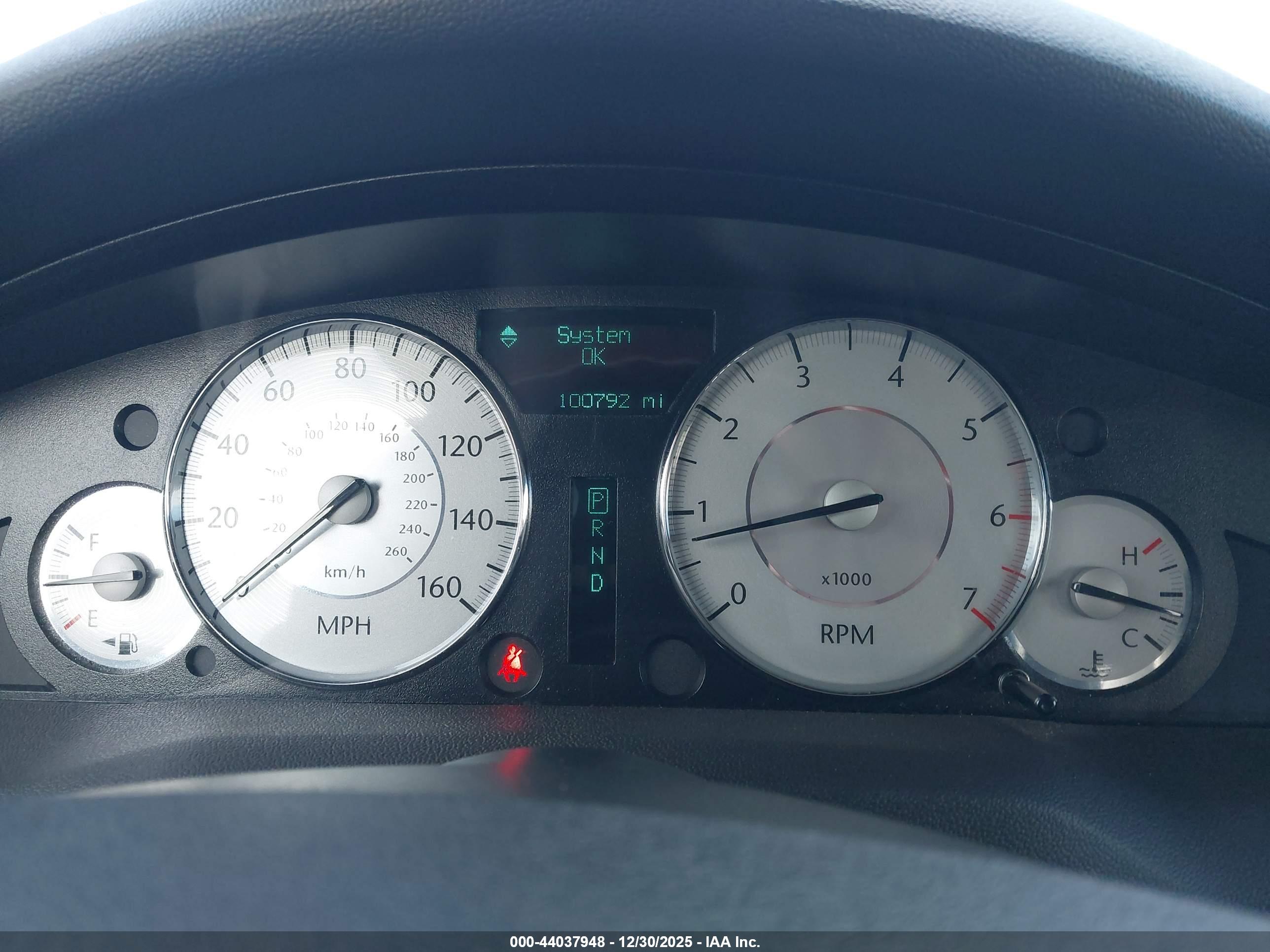 CHRYSLER 300C image 7