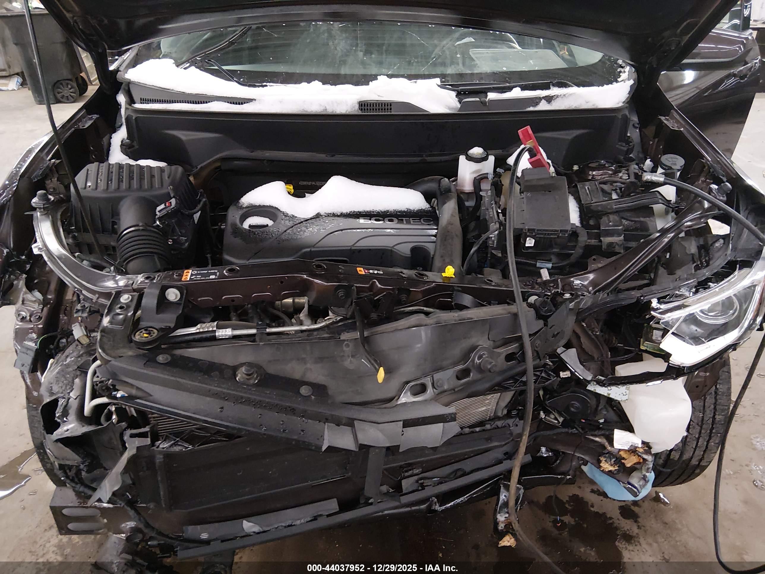 CHEVROLET EQUINOX image 10