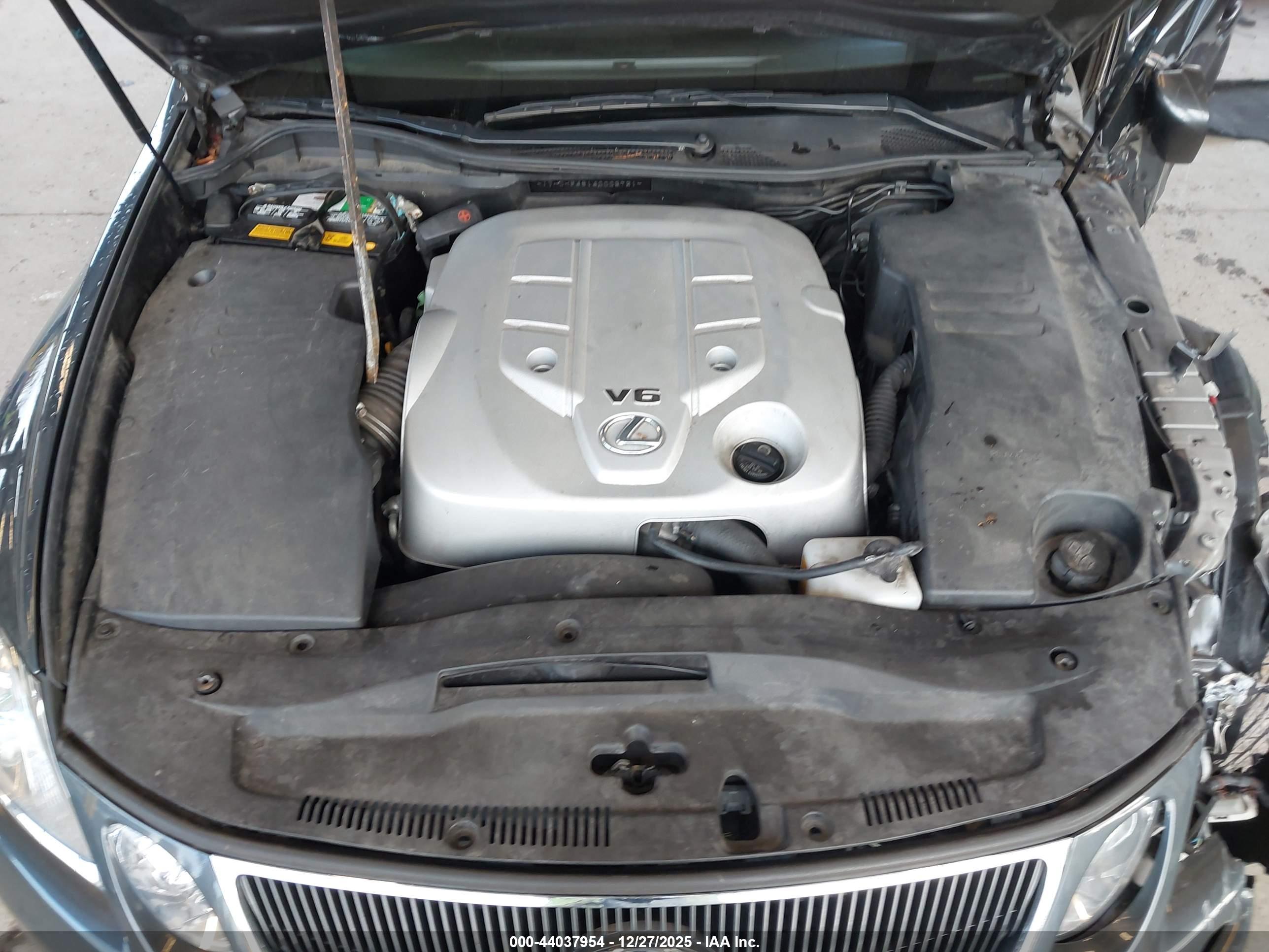 LEXUS GS image 10