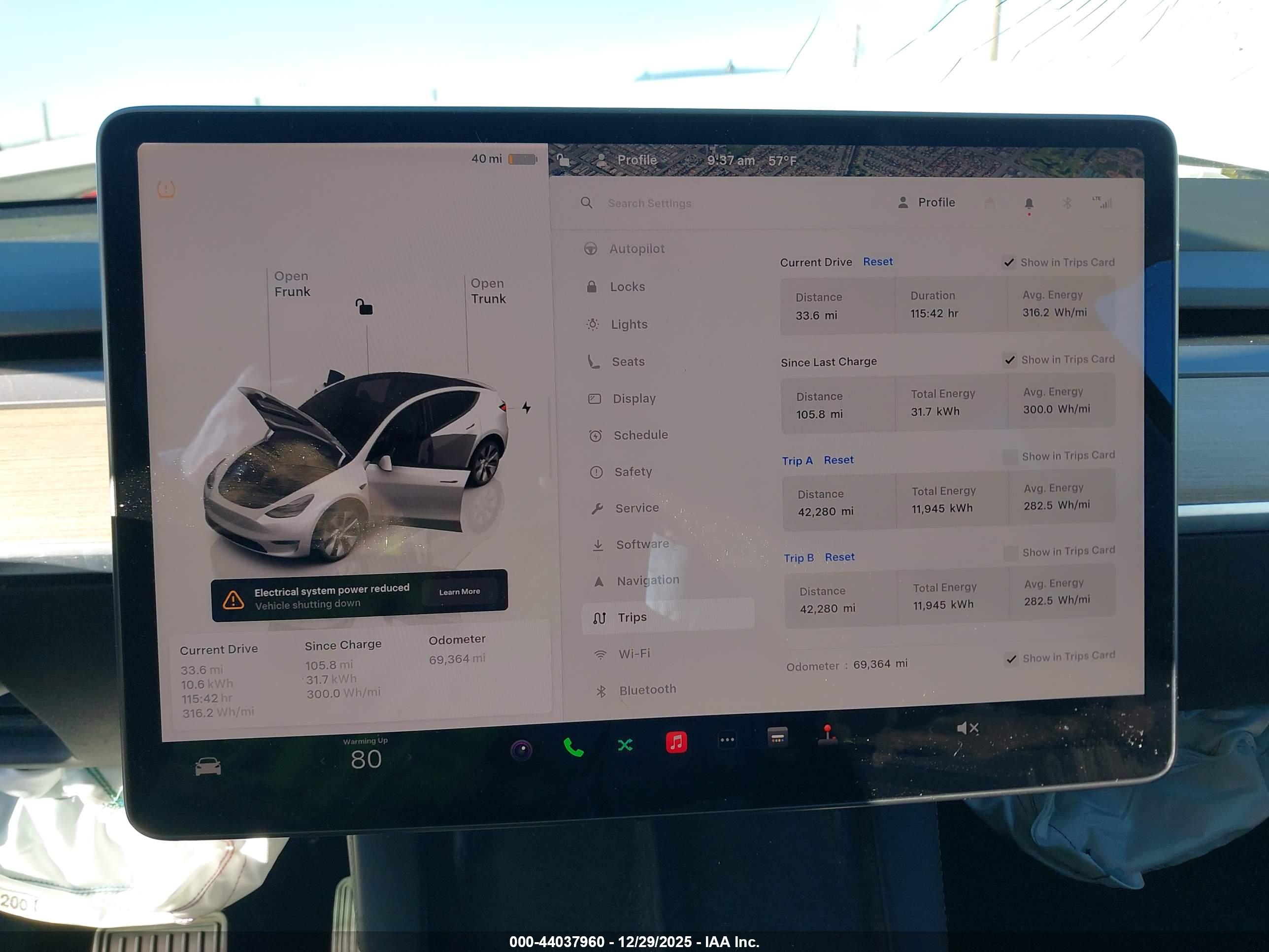 TESLA MODEL image 7
