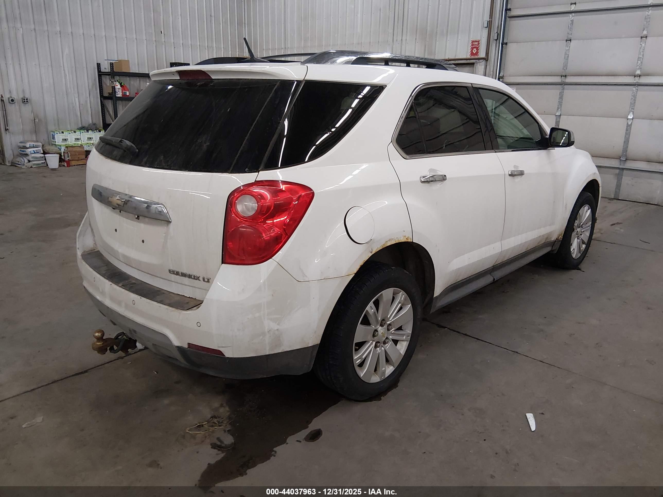 CHEVROLET EQUINOX image 4