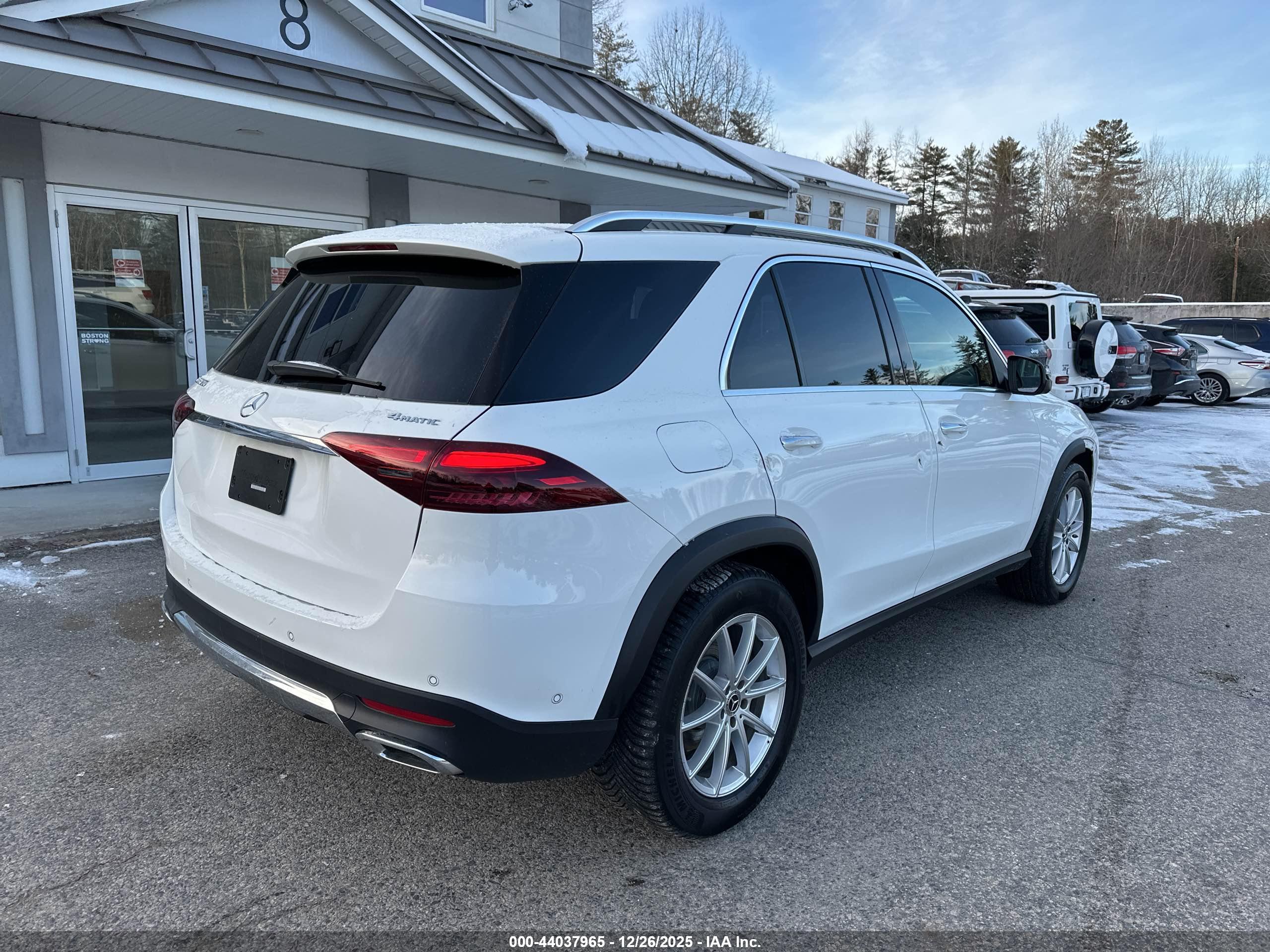 MERCEDES-BENZ GLE image 4