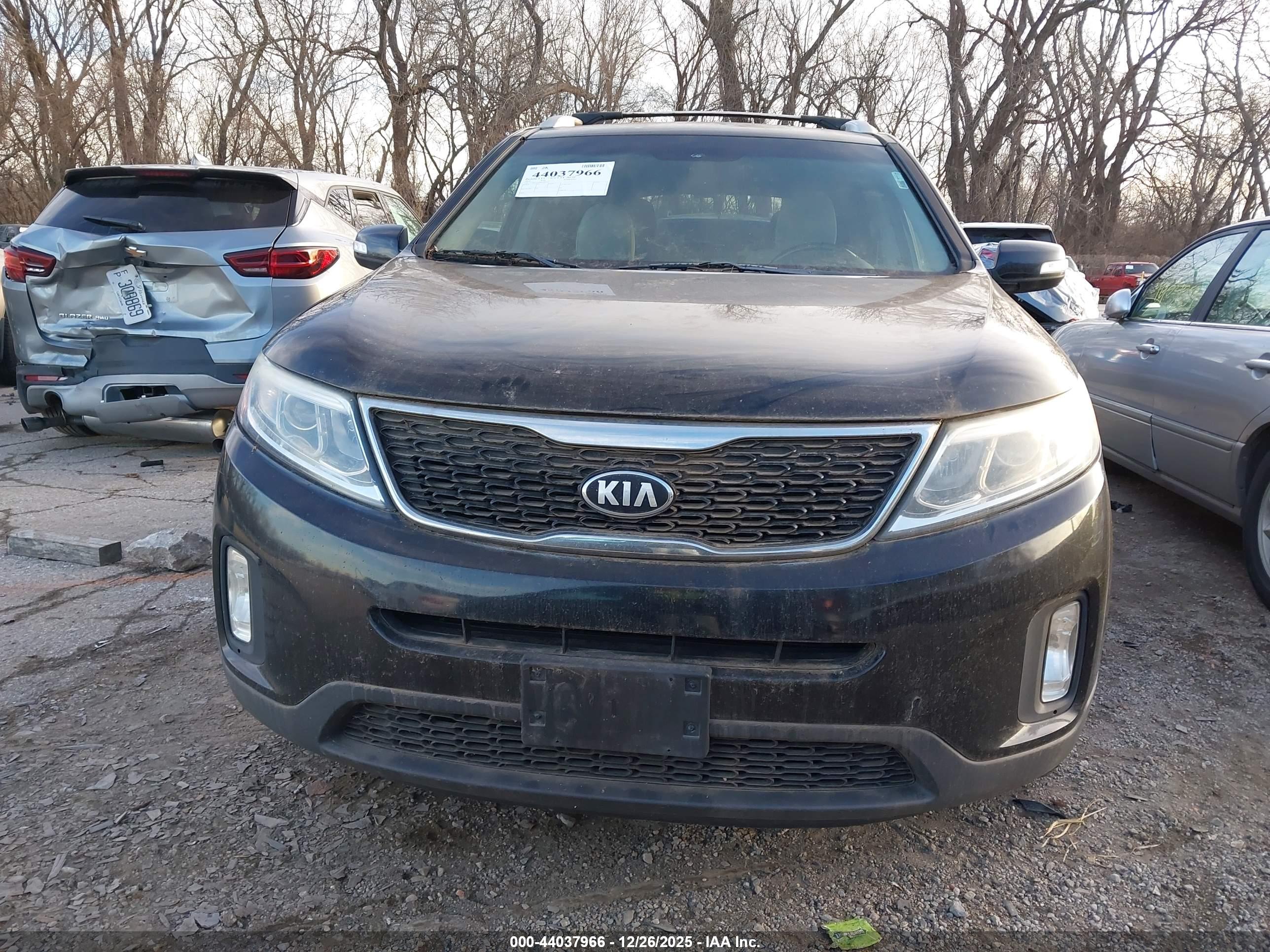KIA SORENTO image 6