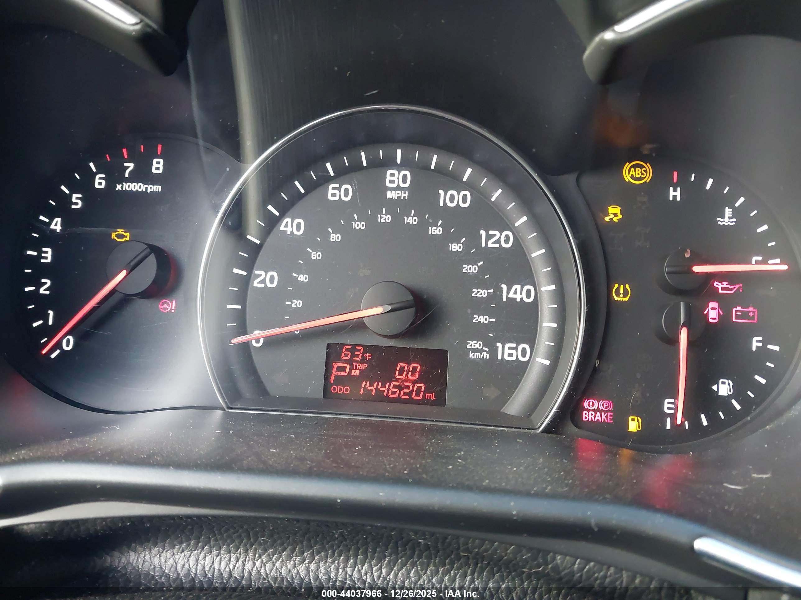KIA SORENTO image 7