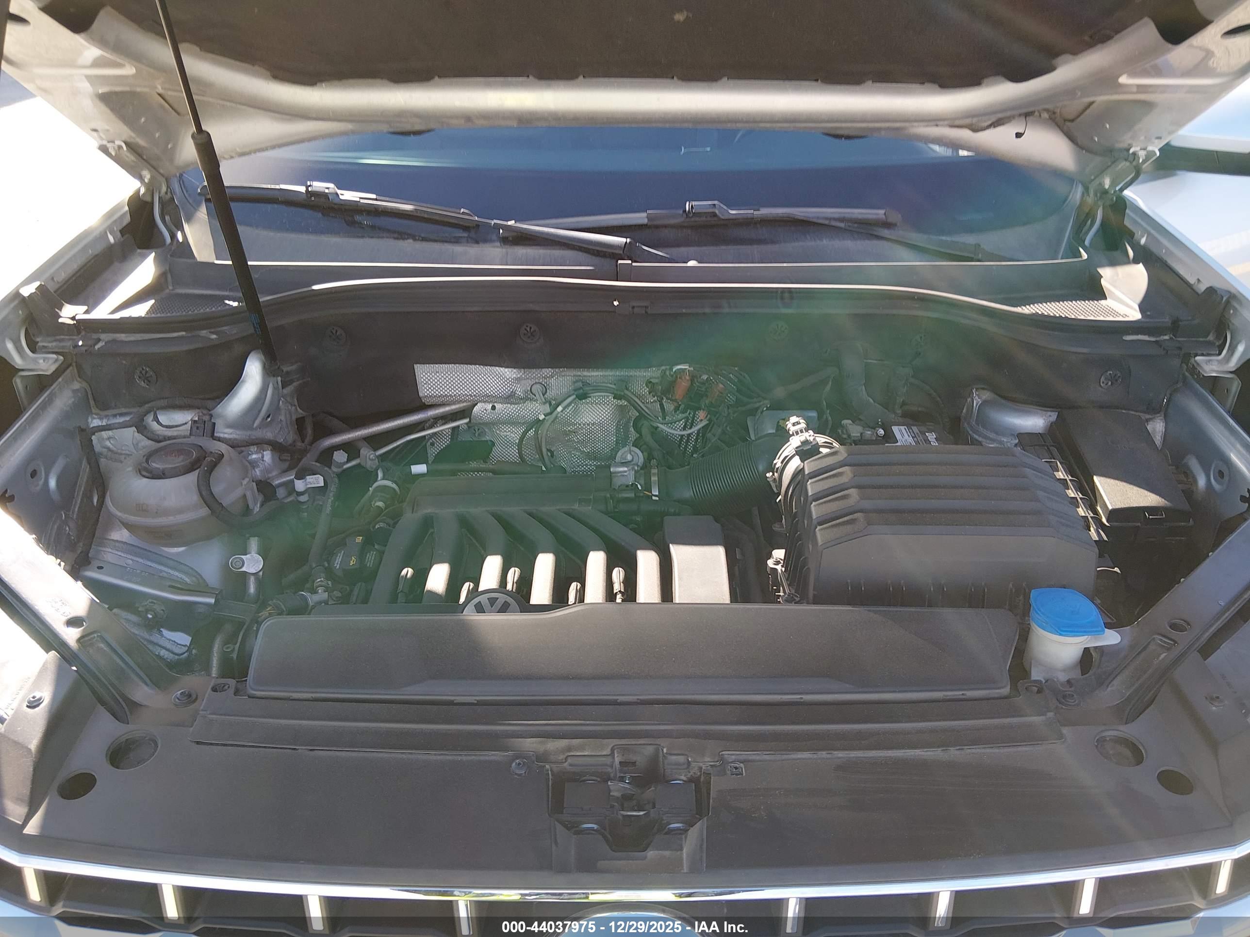 VOLKSWAGEN ATLAS image 10
