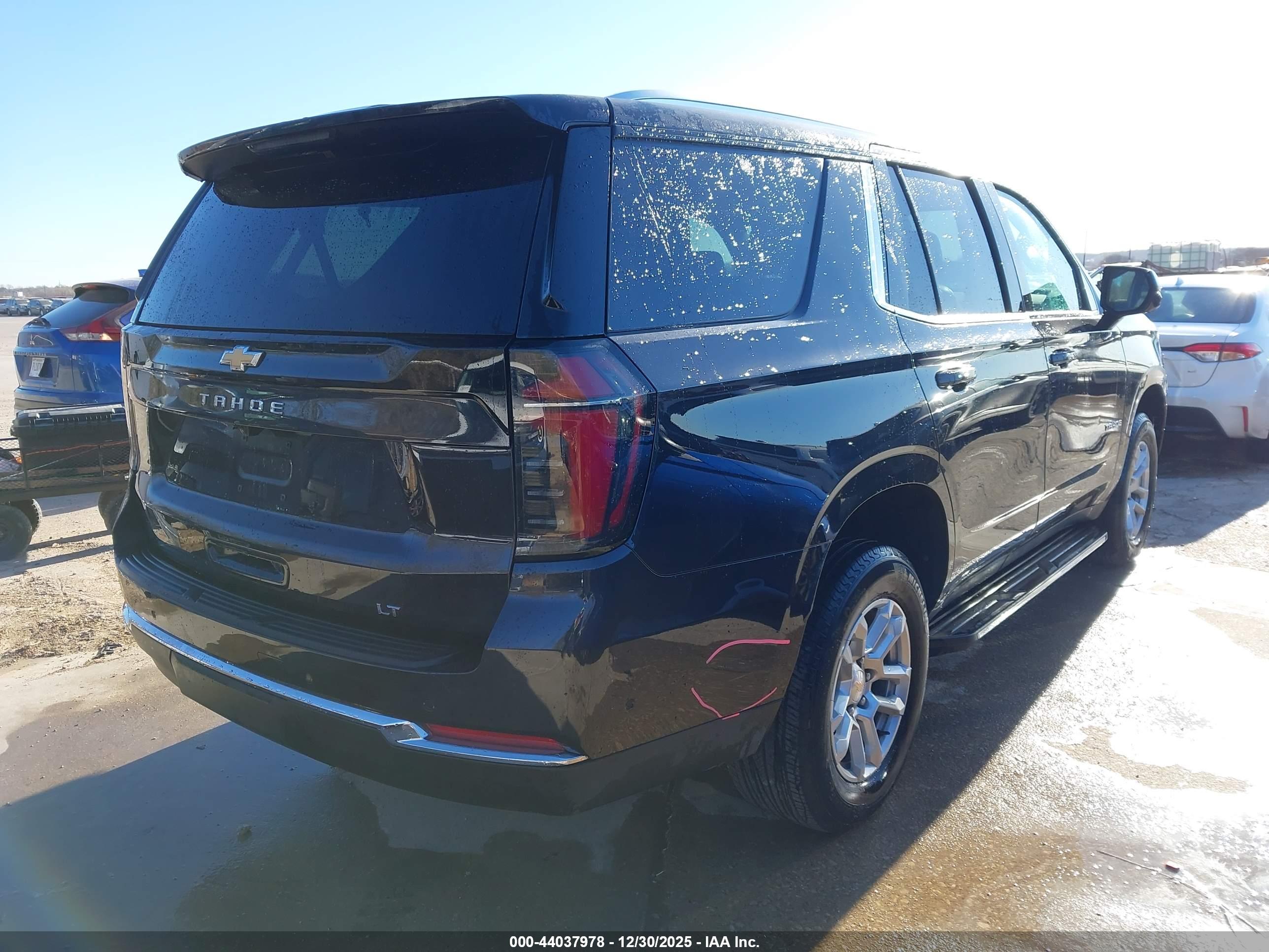 CHEVROLET TAHOE image 4