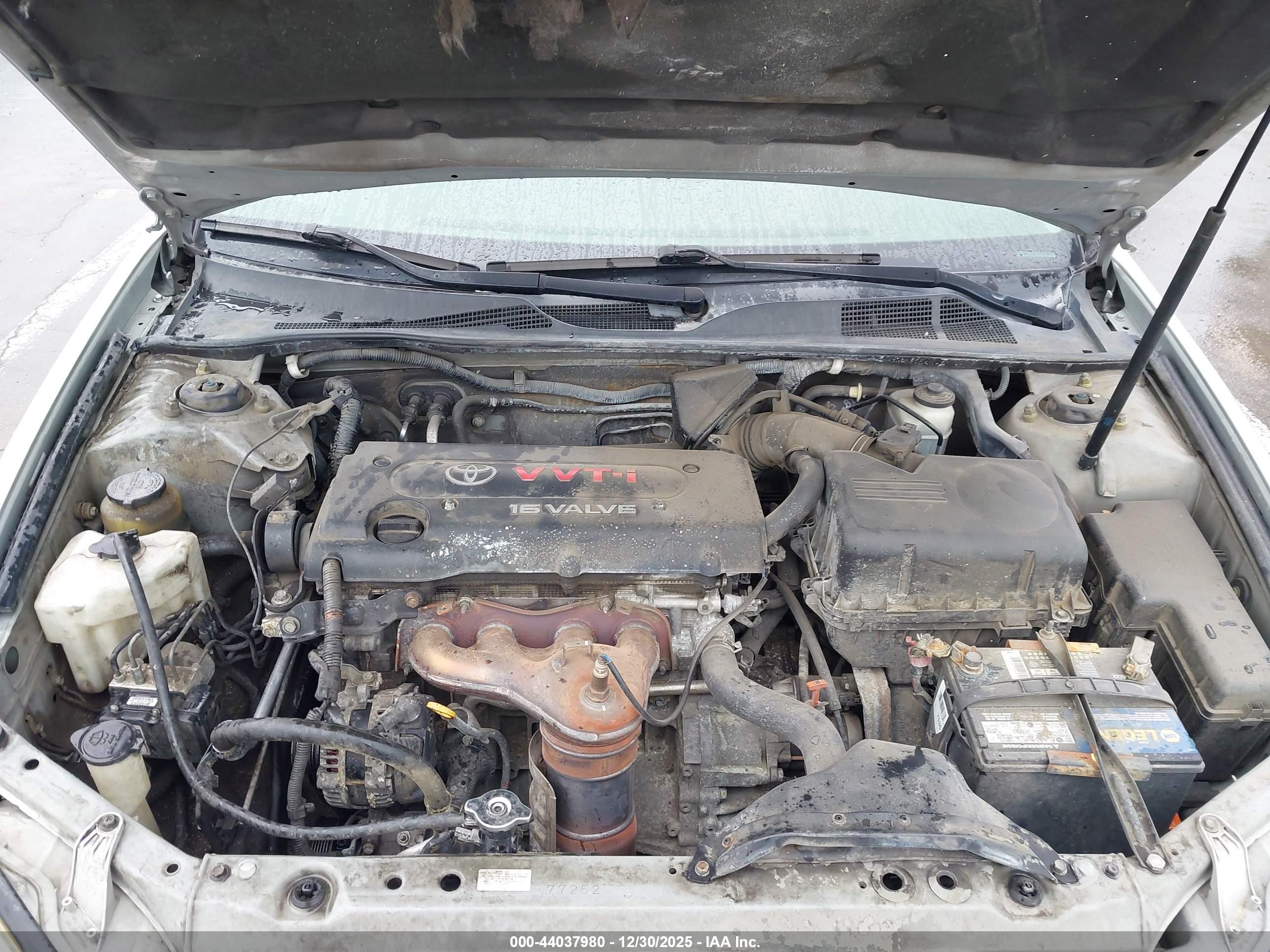 TOYOTA CAMRY image 10