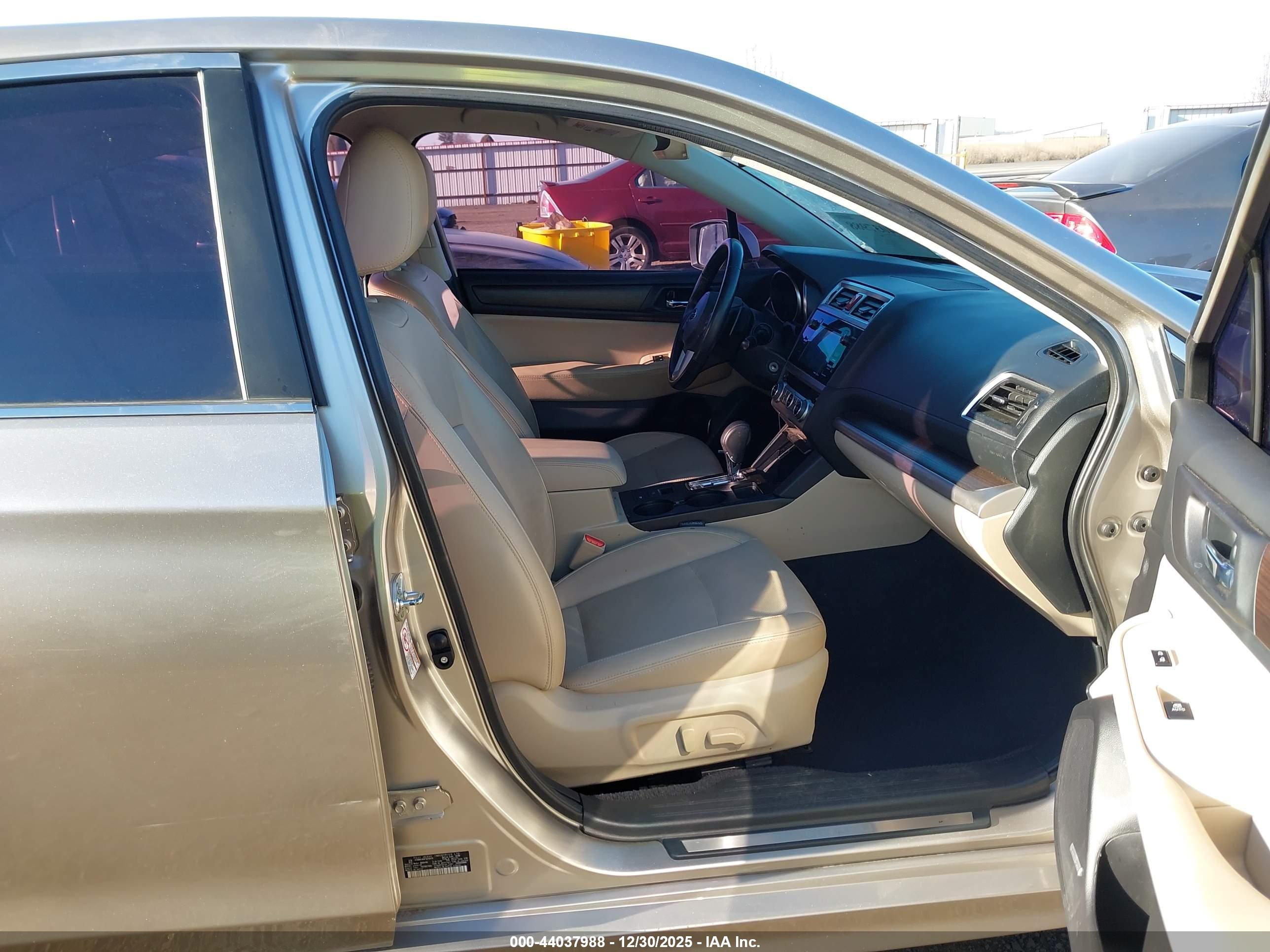 SUBARU LEGACY image 5