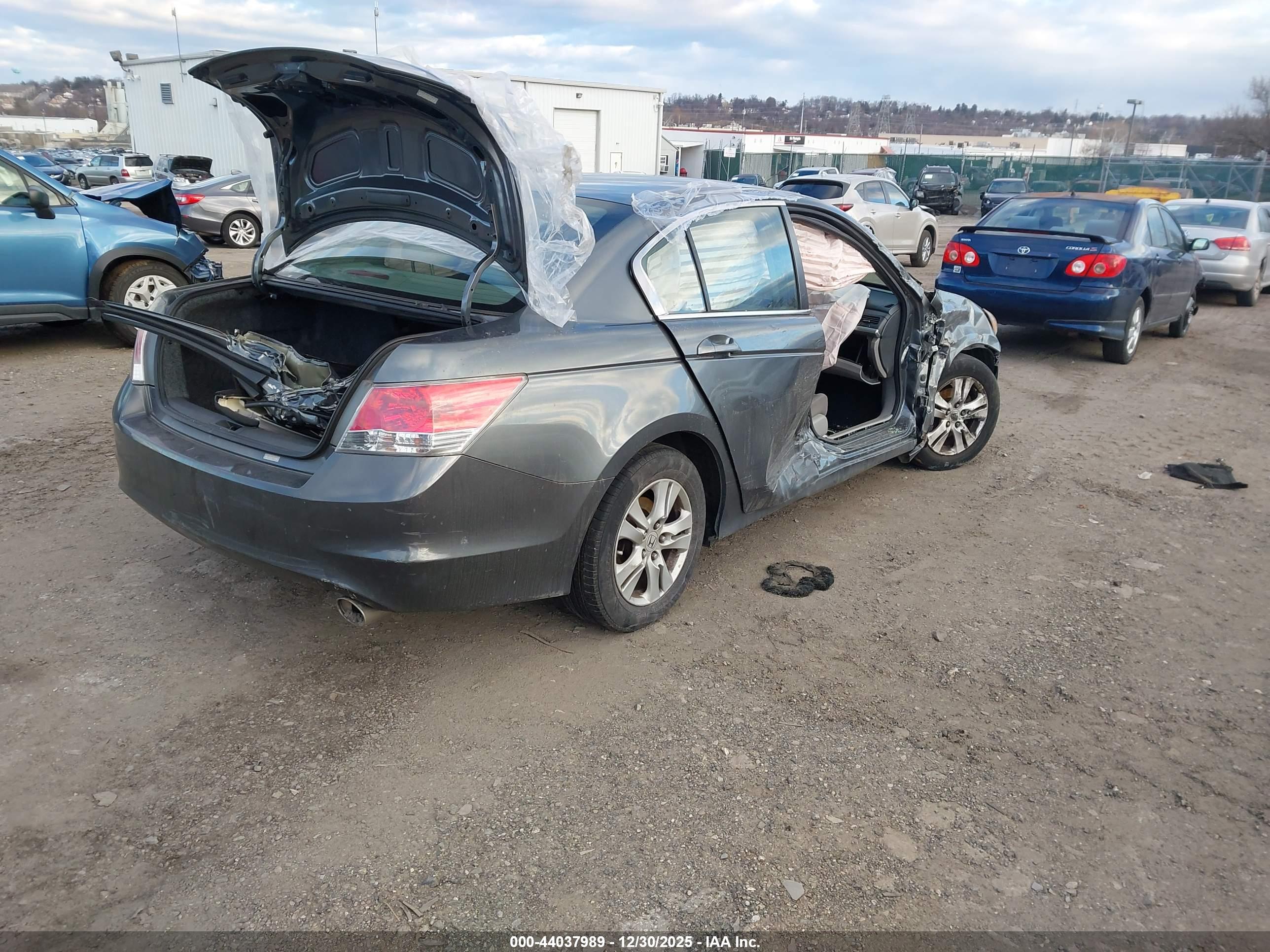 HONDA ACCORD image 4