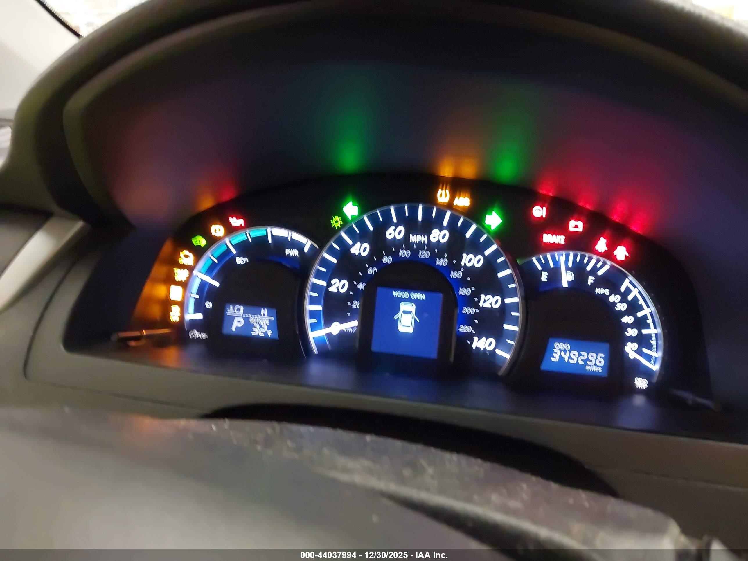 TOYOTA CAMRY image 7