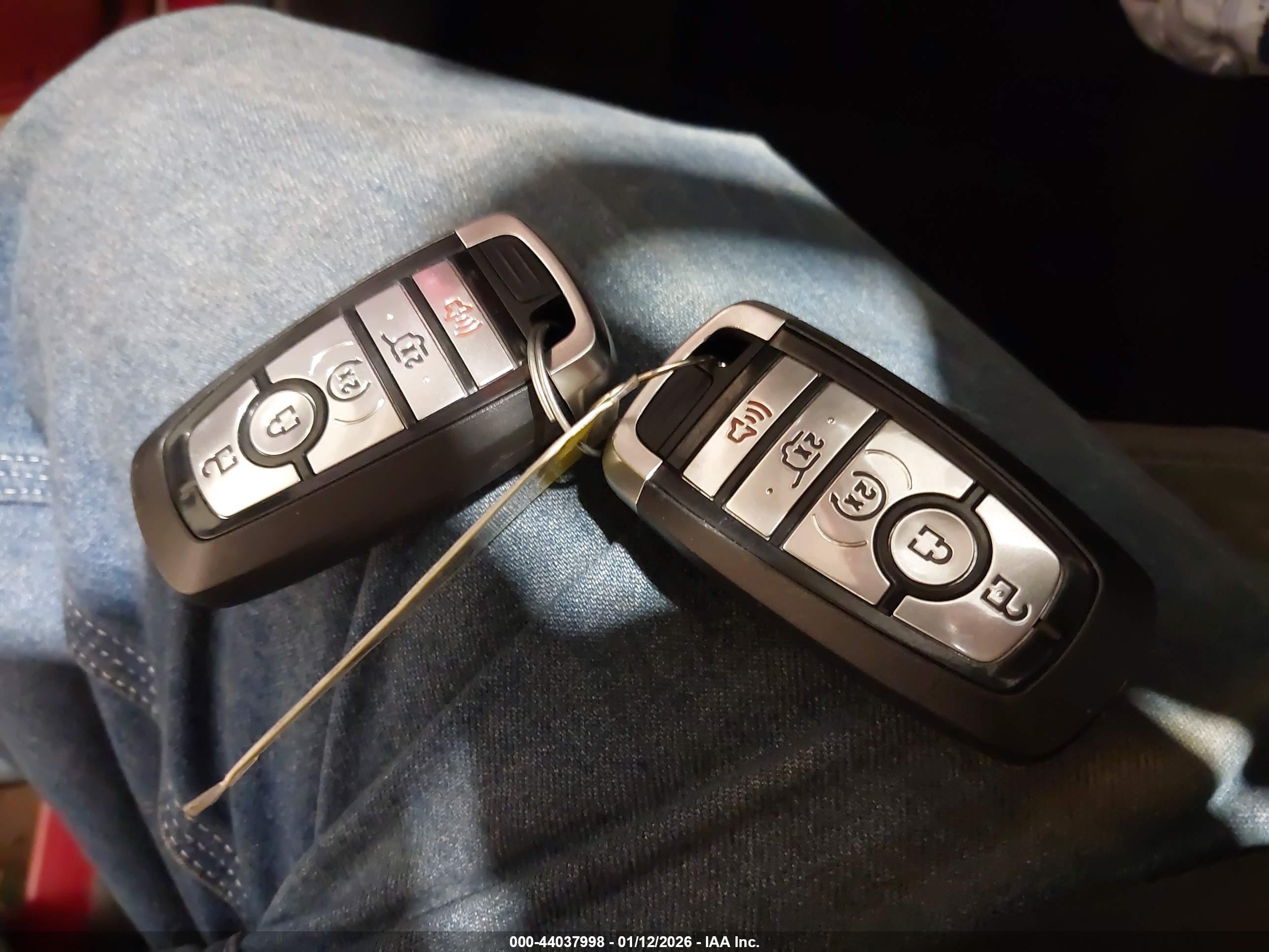 FORD ESCAPE image 11