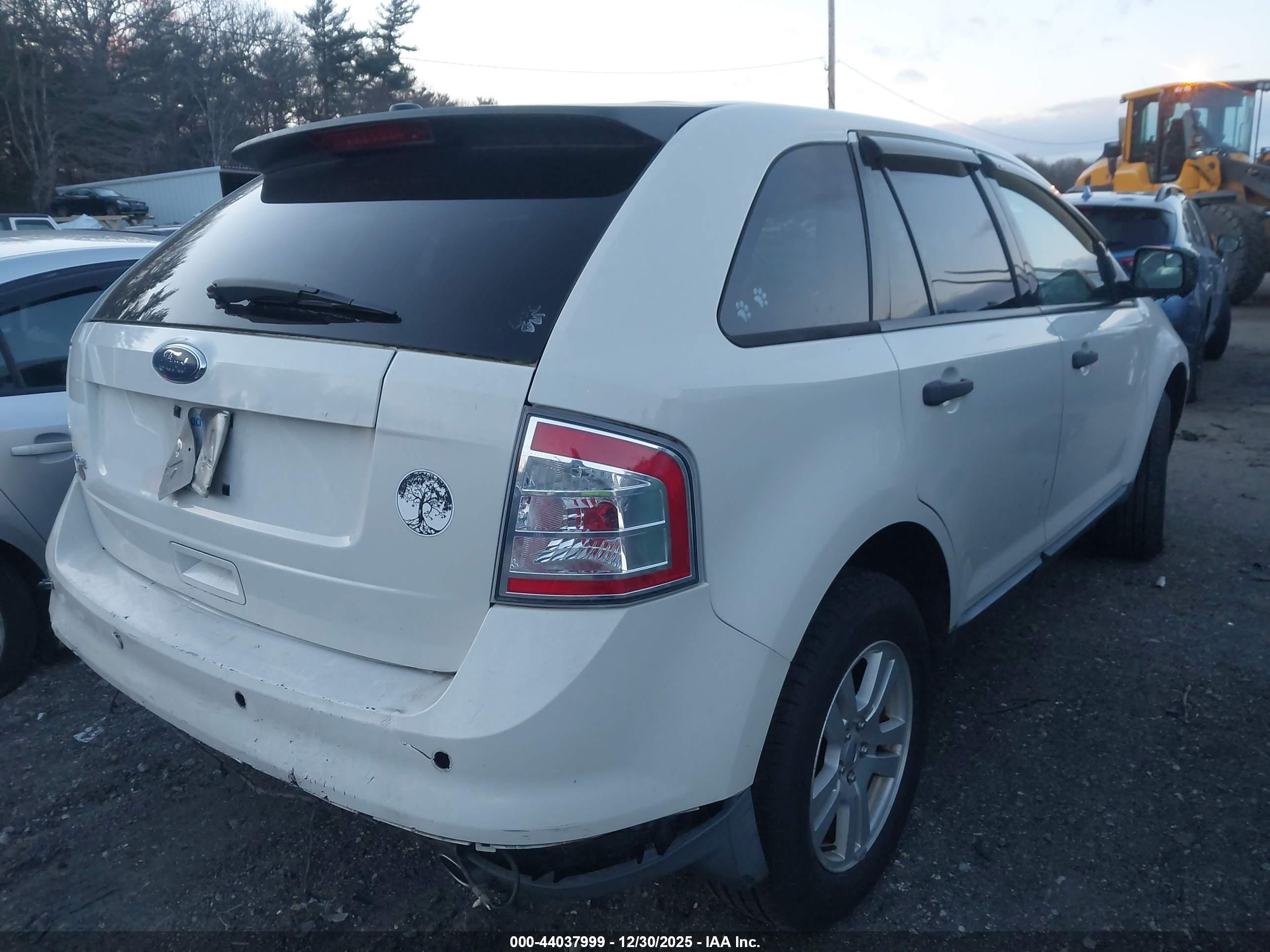 FORD EDGE image 4
